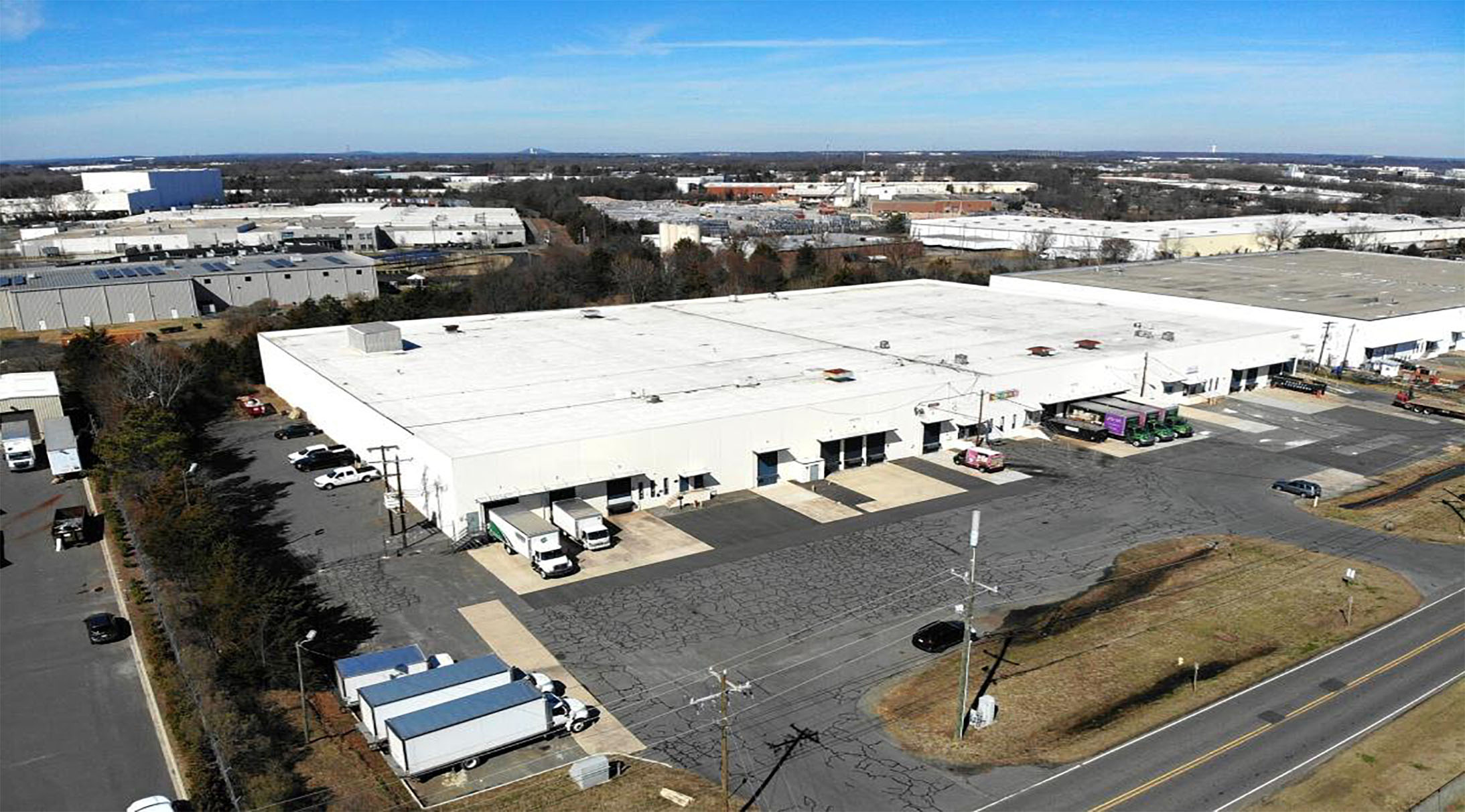 Dalfen Industrial Acquires Fulfillment Center in Charlotte, NC