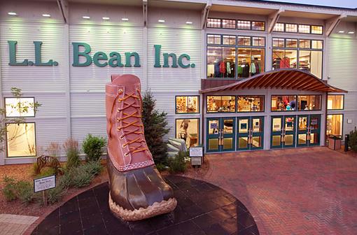 The headquarters of L.L.Bean Inc. is located in Freeport, Maine. Starting in September, 22 L.L.Bean employees working toward their Master of Business Administration (MBA) degrees at Husson University will be able to attend on-site classes at their workplace. The on-site instruction and coursework will make it easier for the students to balance full-time jobs, families and other obligations.
