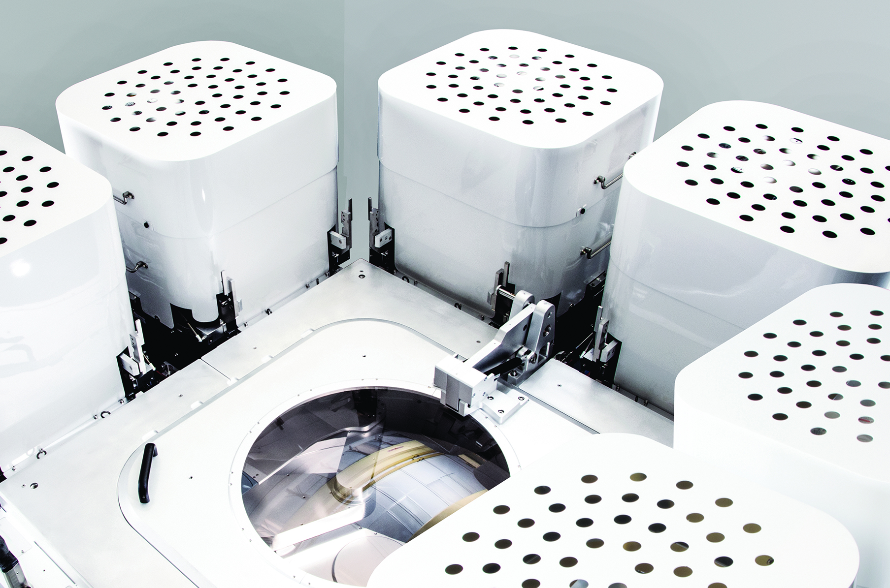 Applied Materials_Sym3 Y etch system