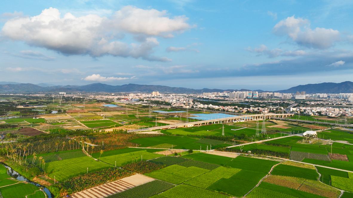 Aerial photo of the South China Breeding Base of Yazhou Bay Science and Technology City in Sanya