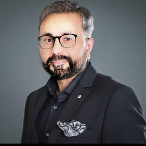 Qamar Zaman Chief Growth Officer for KISS PR best SEO Expert in Dallas 