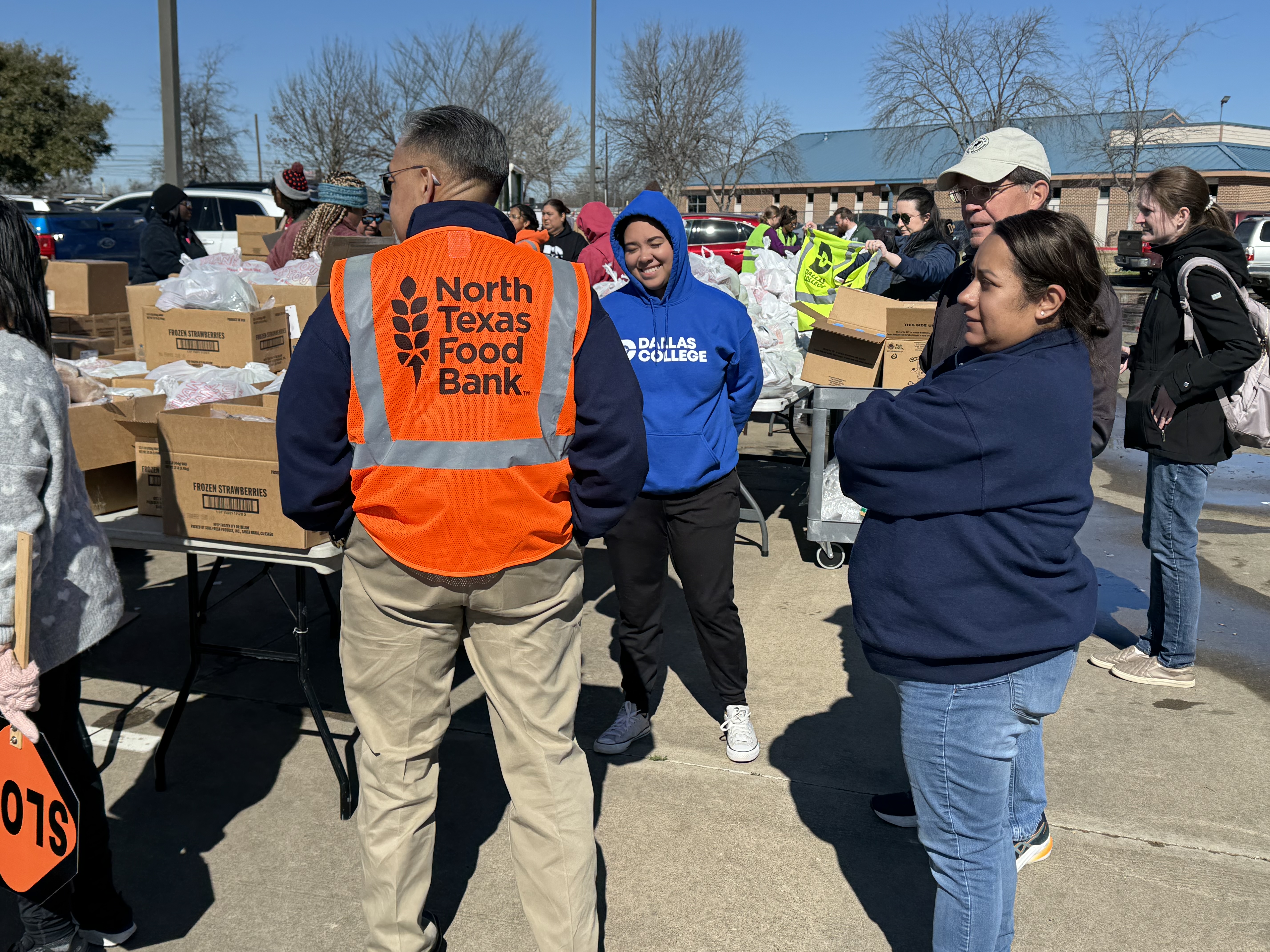 NTFB and Dallas College Host Food Distribution
