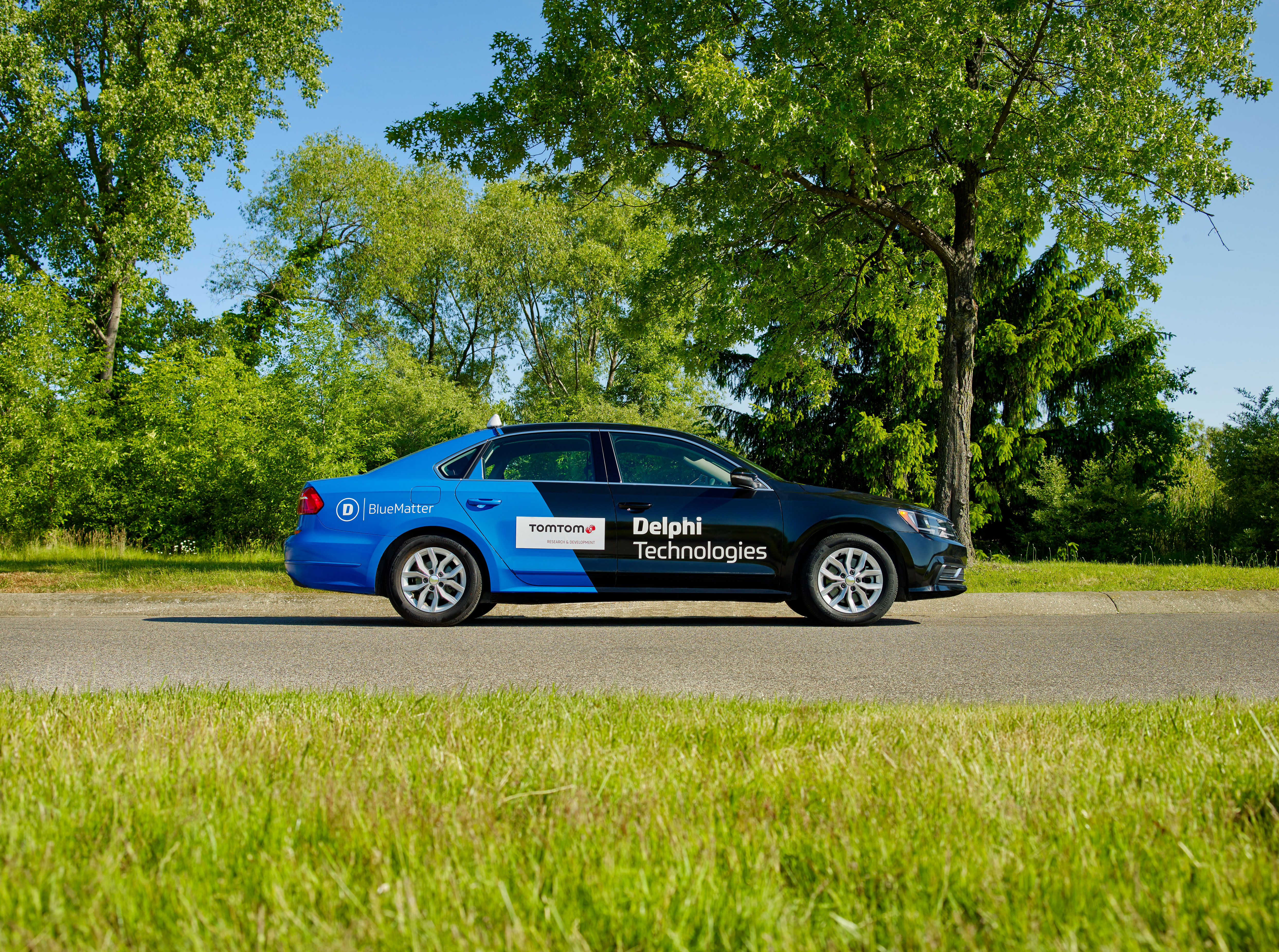 MART-36127-DelphiIntelligentDriving-GlobalNewswire-4974x3704px.jpg  300 dpi