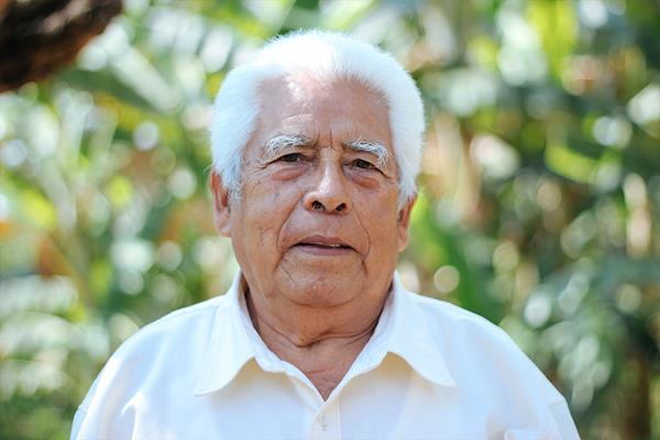 Juan, 82, is a sponsored elder in El Salvador.