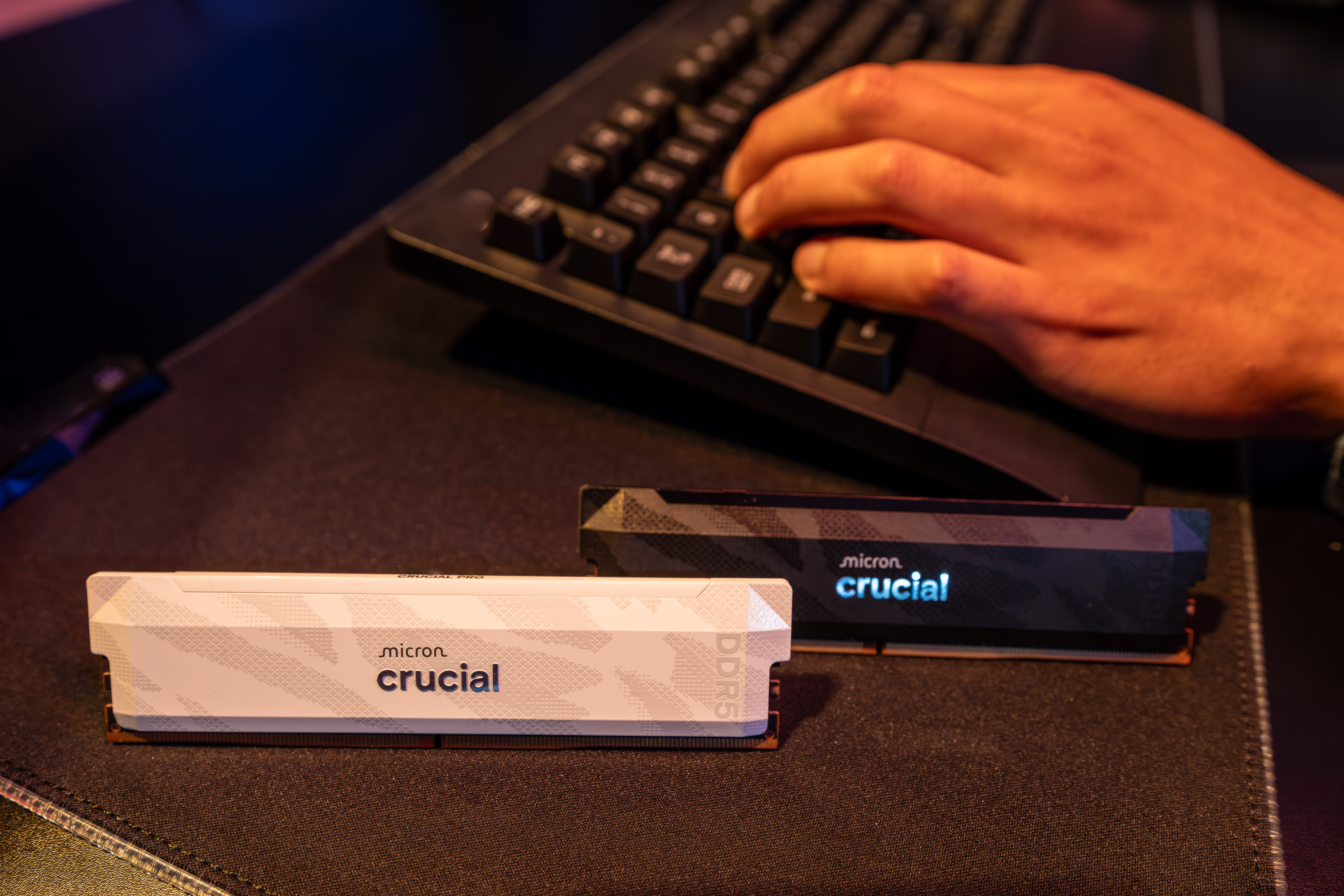 Crucial DDR5 Pro OC 6400 CL32 Gaming DRAM: Featuring a refined heatspreader, our newest high-performance low-latency memory is built for serious gamers who demand speed, style and reliability.