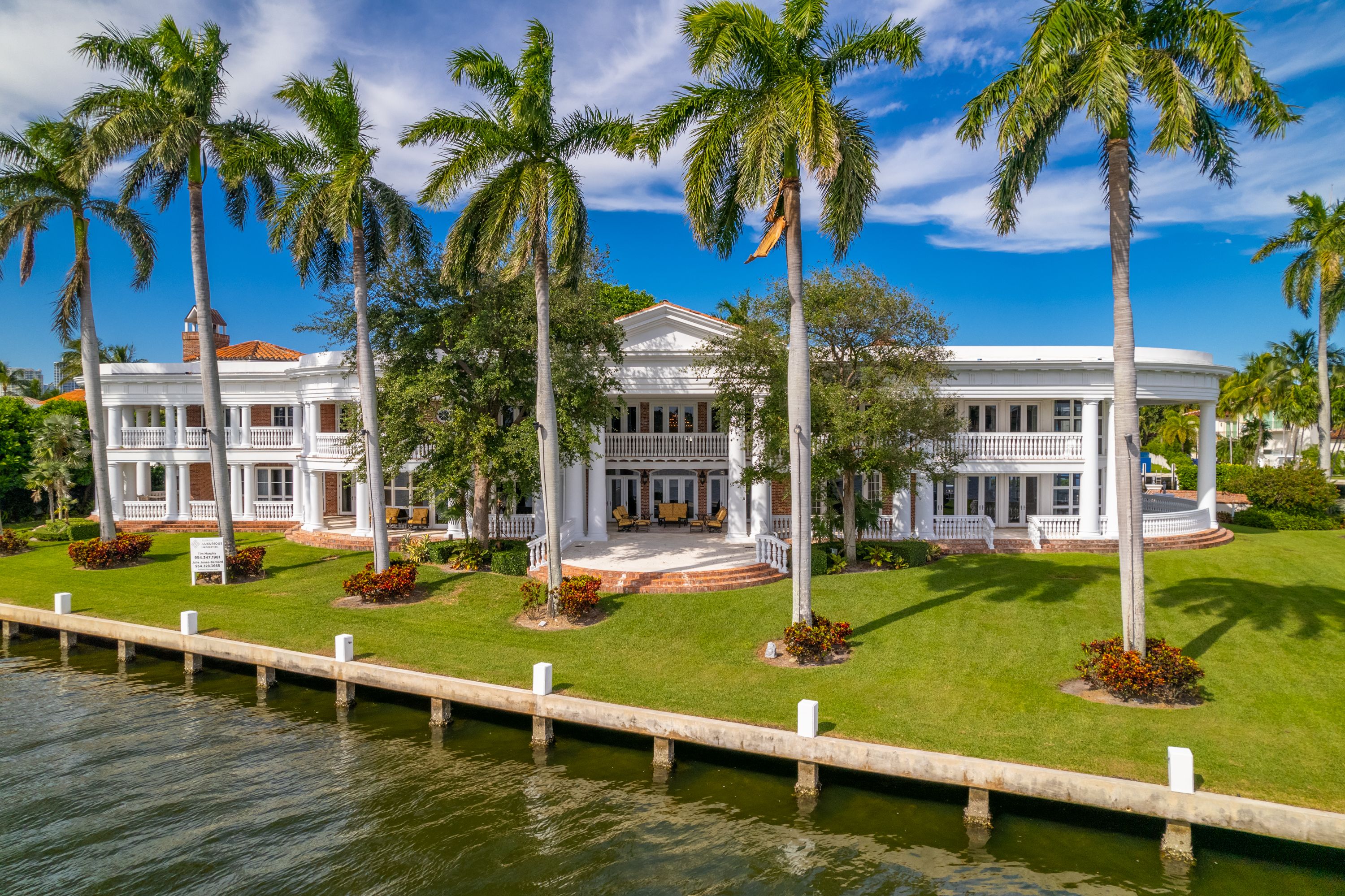 Fort Lauderdale's Most Iconic Property - The White House