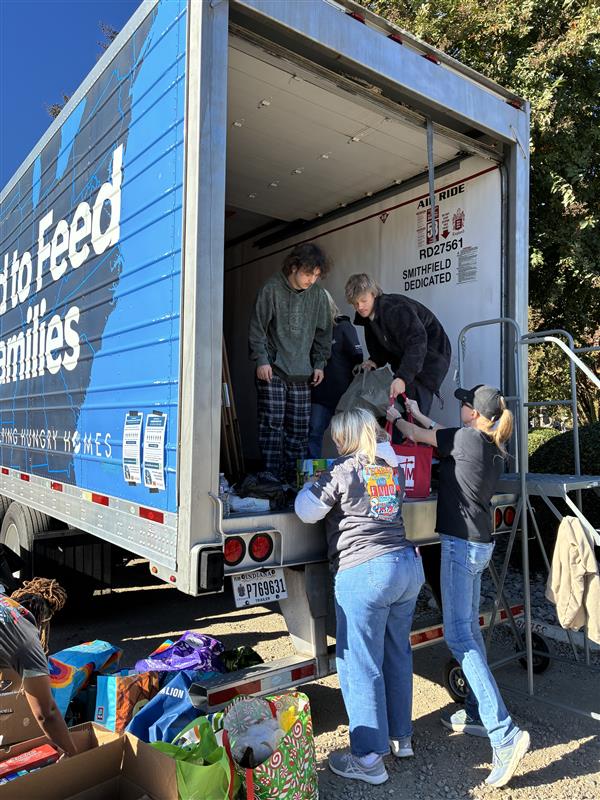 Smithfield Foods Hunger Relief Day