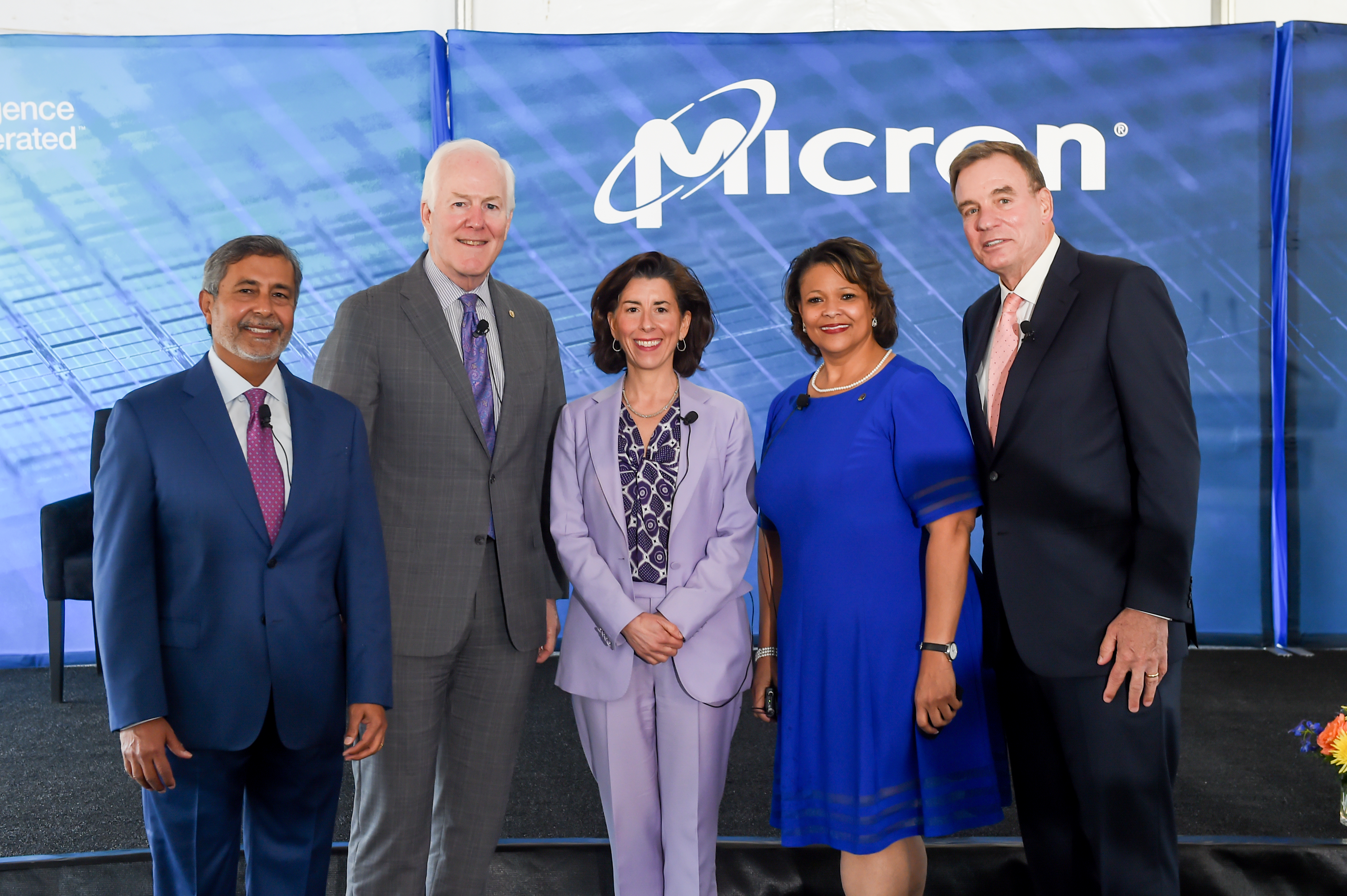Micron Technology, Inc. hosted government officials for a tour of its Manassas, Va. advanced manufacturing facility. From L-R, Micron President and CEO Sanjay Mehrotra,  Senator John Cornyn (R-TX), U.S. Secretary of Commerce Gina Raimondo, Manassas Mayor Michelle Davis-Younger and Senator Mark Warner (D-VA).