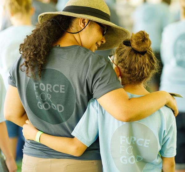 Nu Skin employees and their families provide service to benefit hospitalized children around the world
