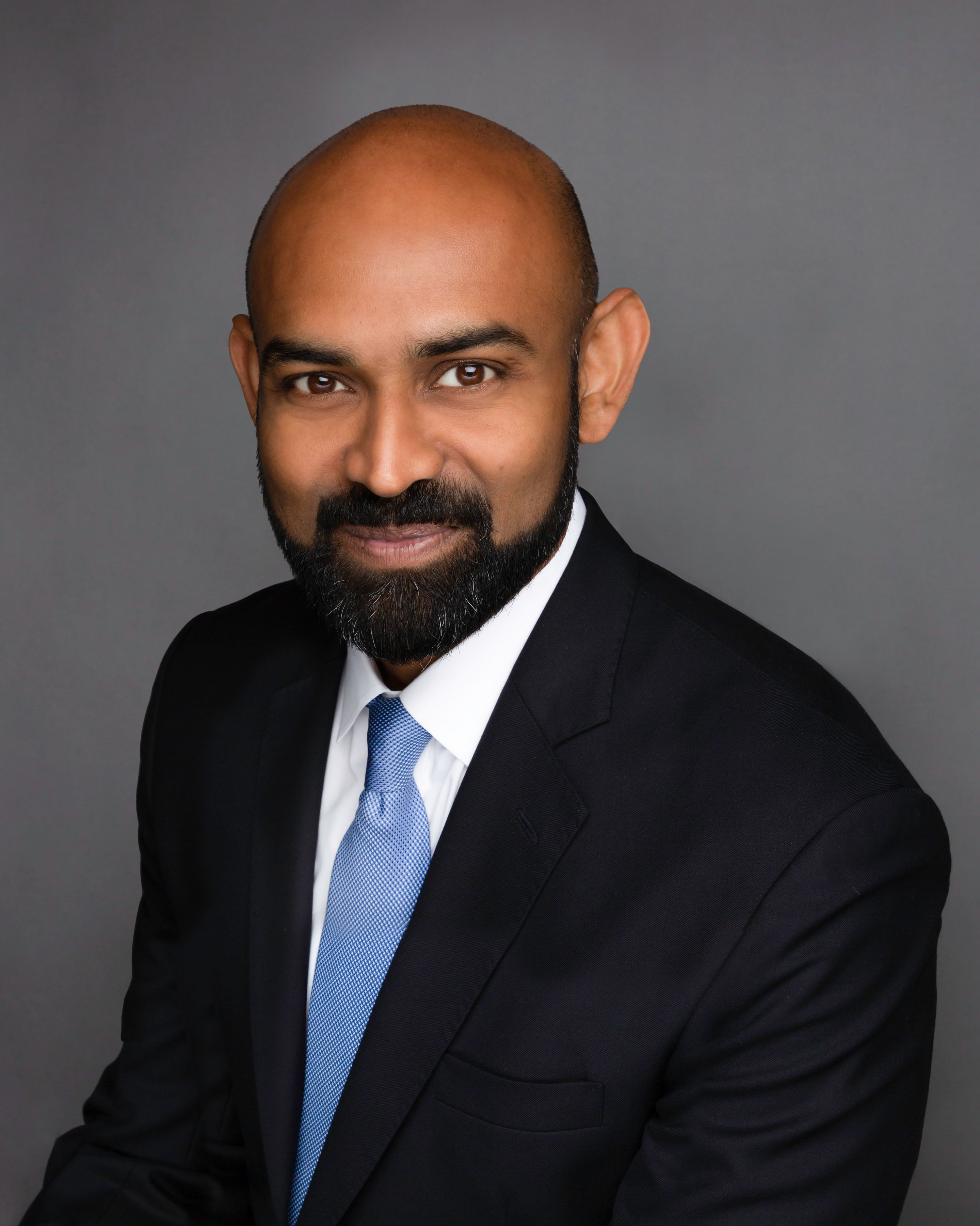 Ravi Abbineni Headshot