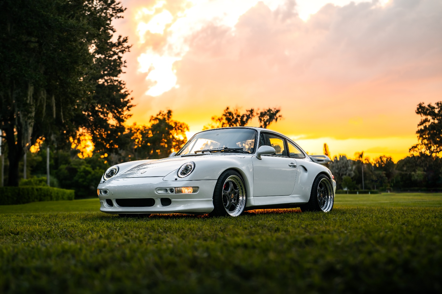 ECD Automotive Design’s Award Winning Project Gravette Porsche