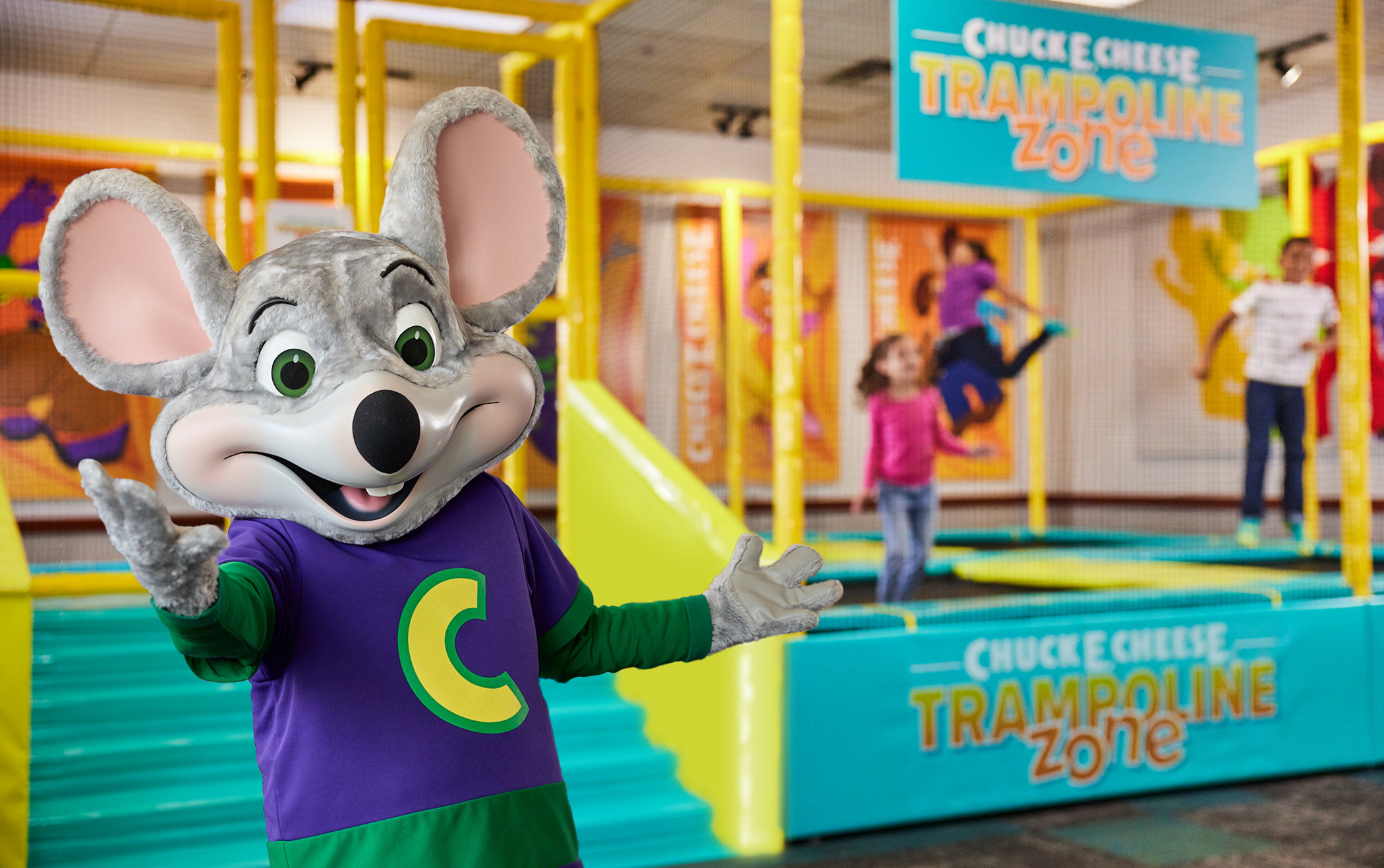 ChuckE_Trampoline_Key Art