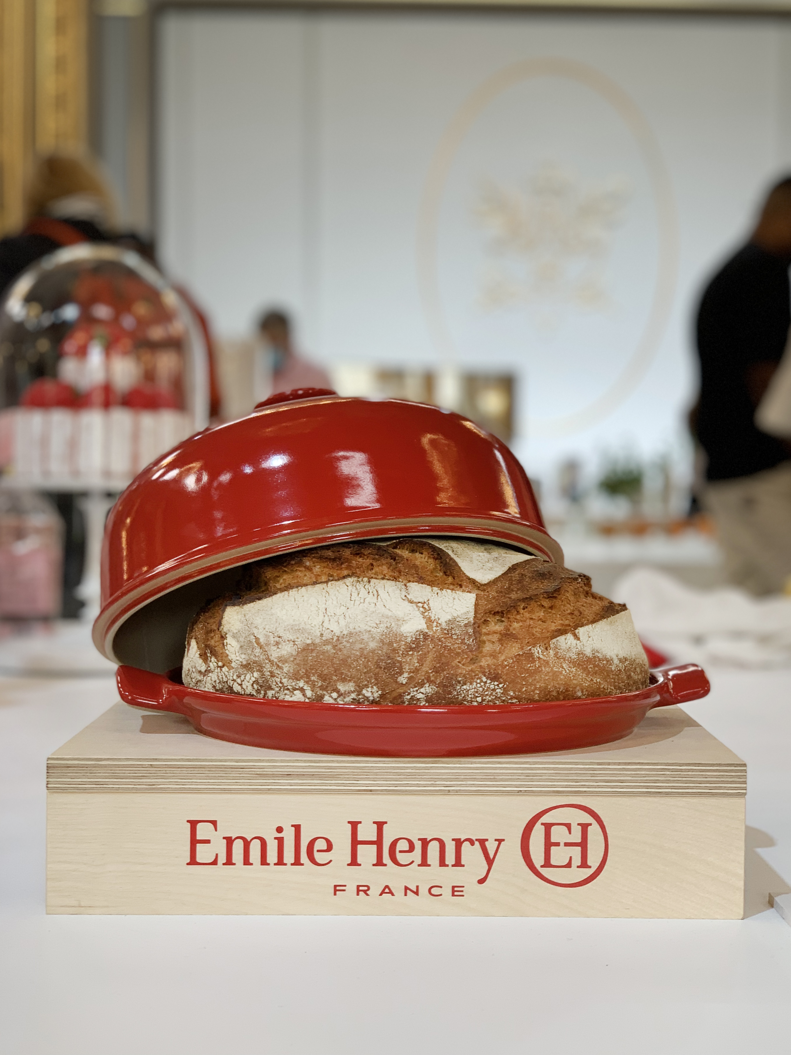 For more information on the Emile Henry Bread Cloche at The Great Exhibition of Made in France, Élysée Palace, visit organizationpresse@elysee.fr

For more information on the #BIGTOUR, visit https://www.bpifrance.fr/A-la-une/Evenements/Big-Tour-la-tournee-de-la-relance-49918
