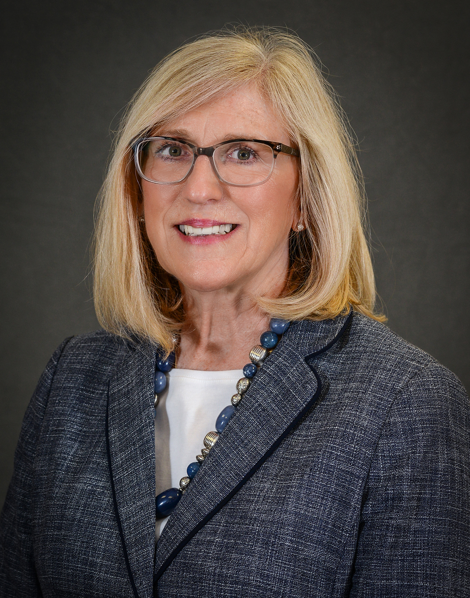 WNEB-Photo-LisaMcMahon_AJY9432-2-2-pp-2