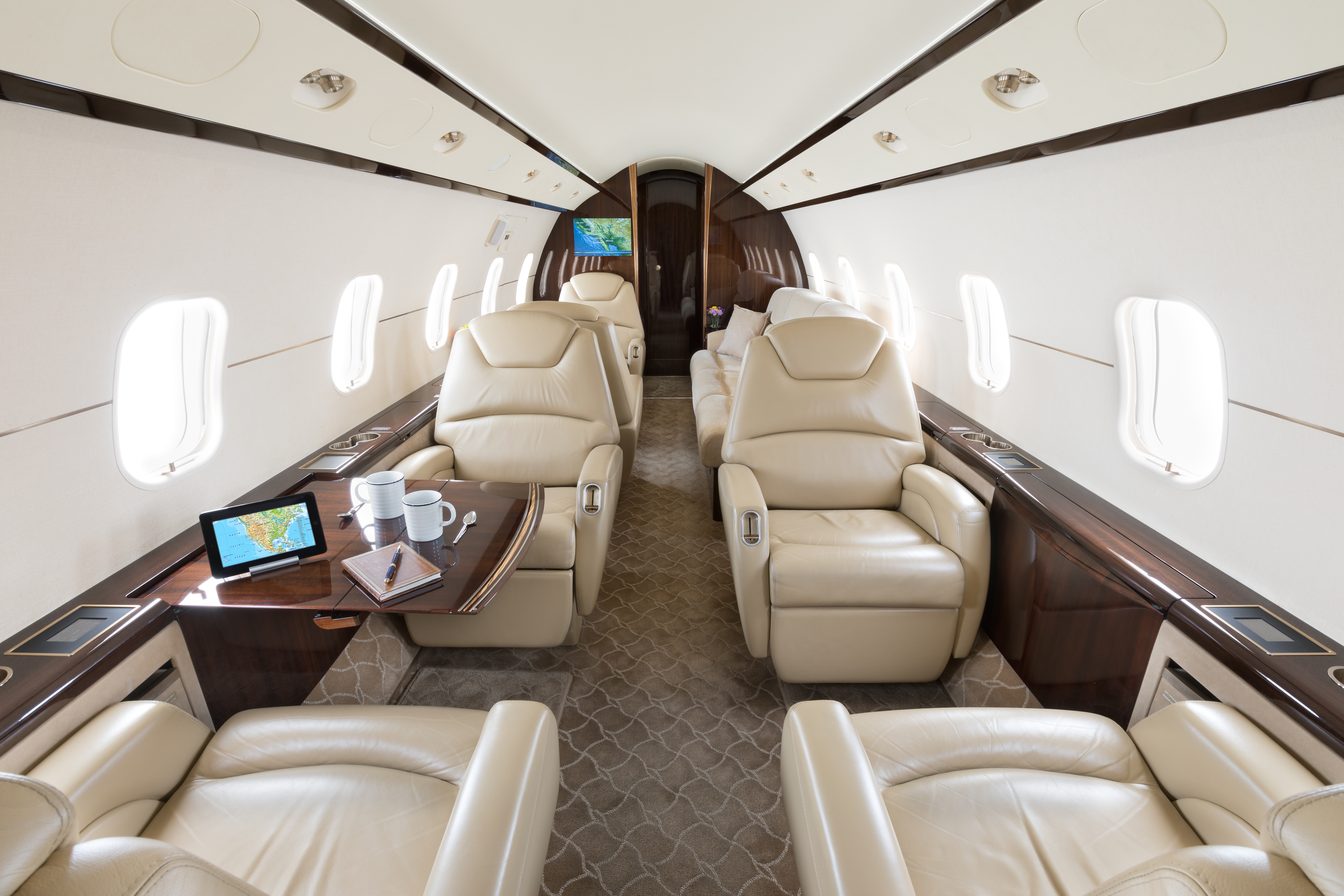 Challenger 300 Interior