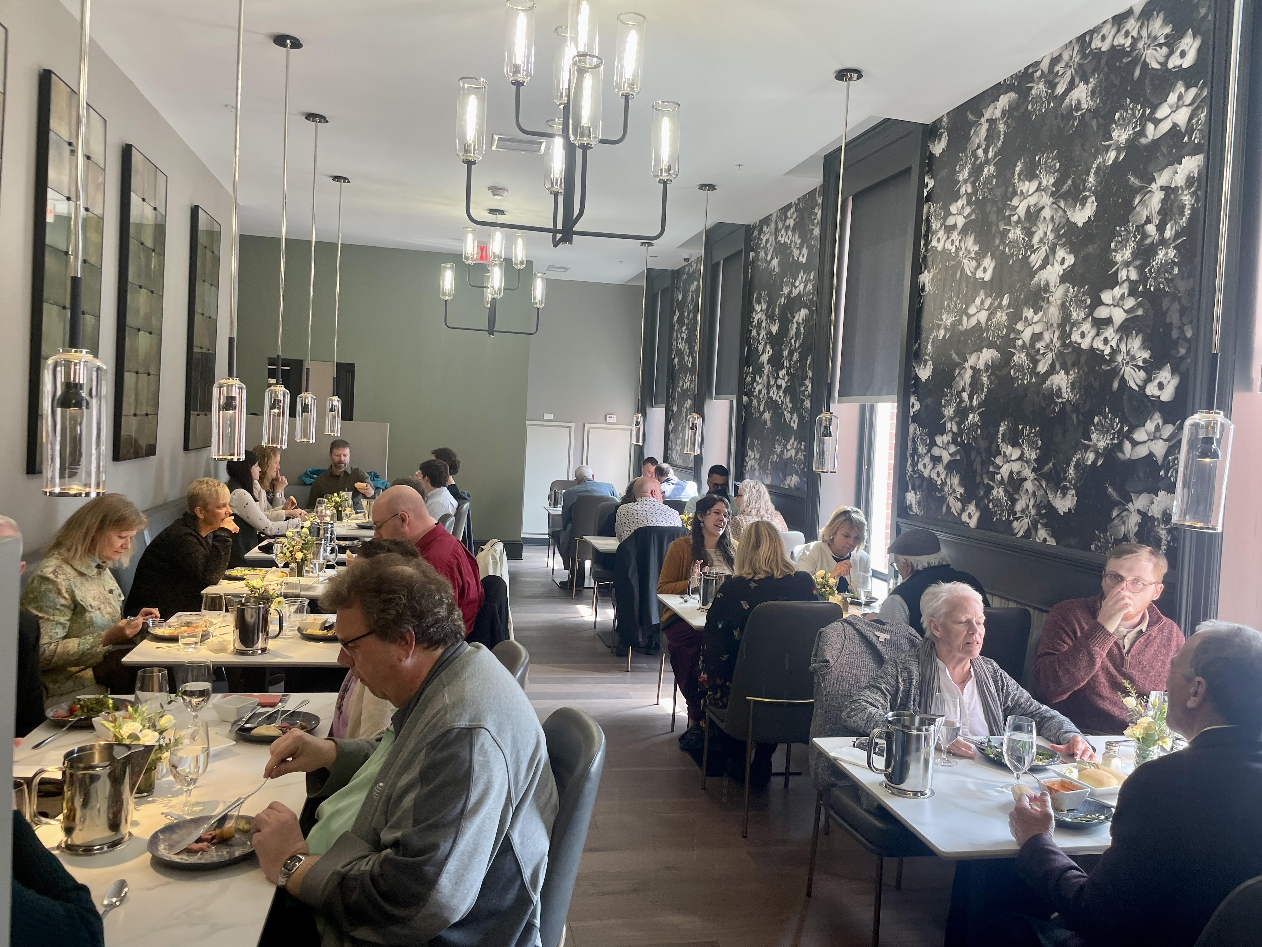 Guests enjoying a luncheon during preview weekend