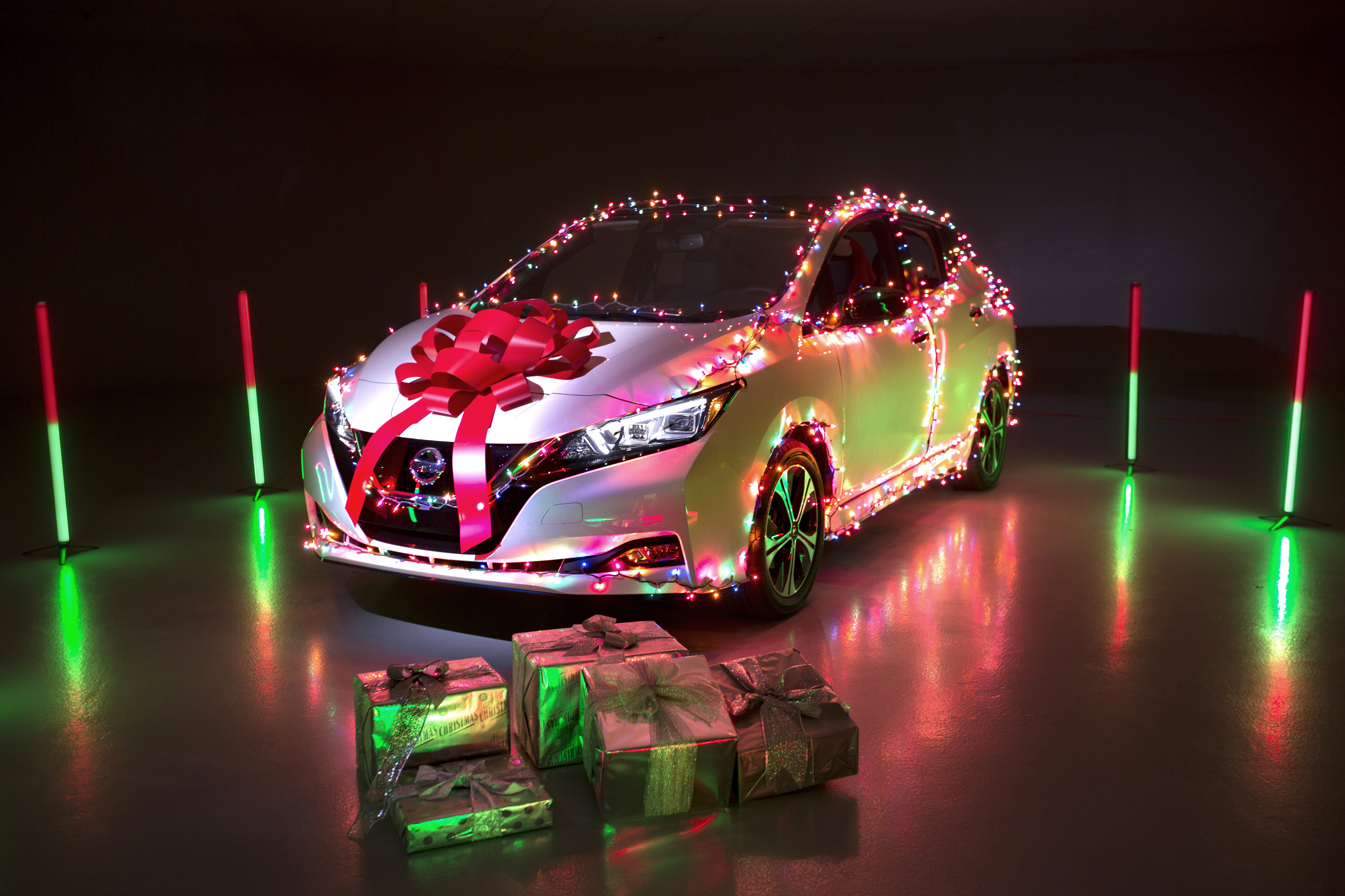 Nissan LEAF Holiday Jingle "A Canto Carol"