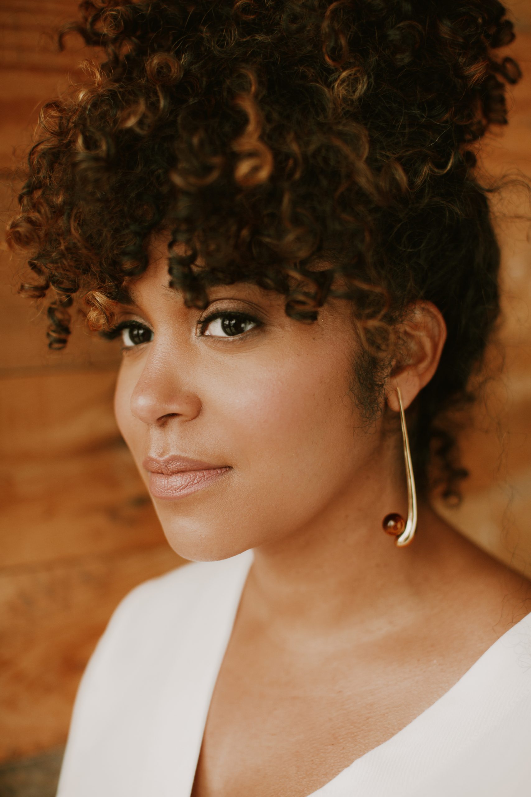 New York Times-bestselling author of “Clap When You Land,” Elizabeth Acevedo, will deliver the free keynote at the fourth annual Bauder Lecture on Thursday, September 19, 2024.