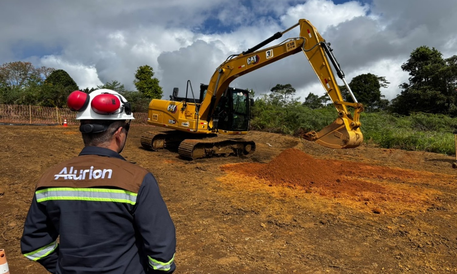 Alurion’s first trench operation in Lapa target, site AMBX1951, Central District, Amargosa Project