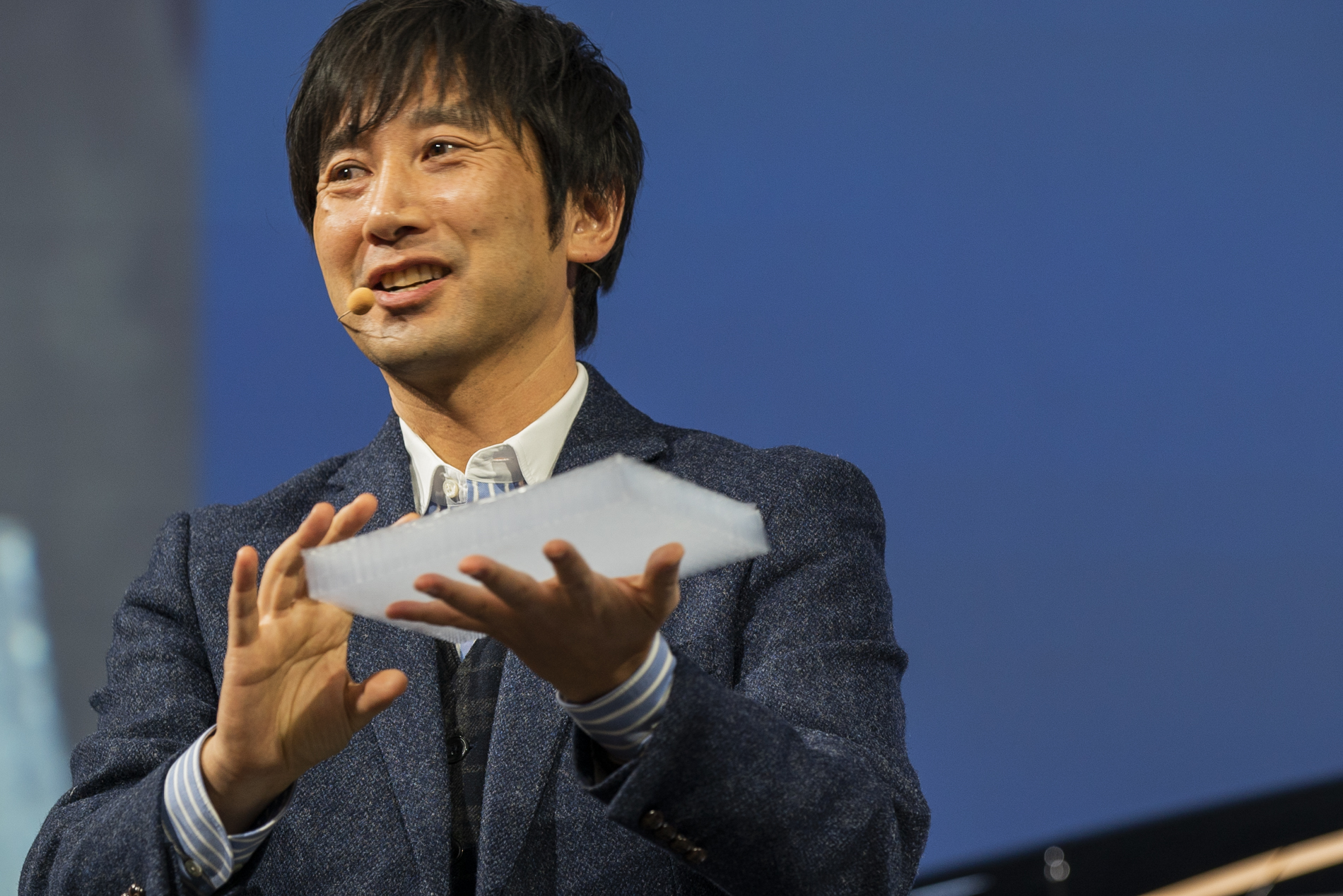 Nissan noise-reducing tech at CES - image 01