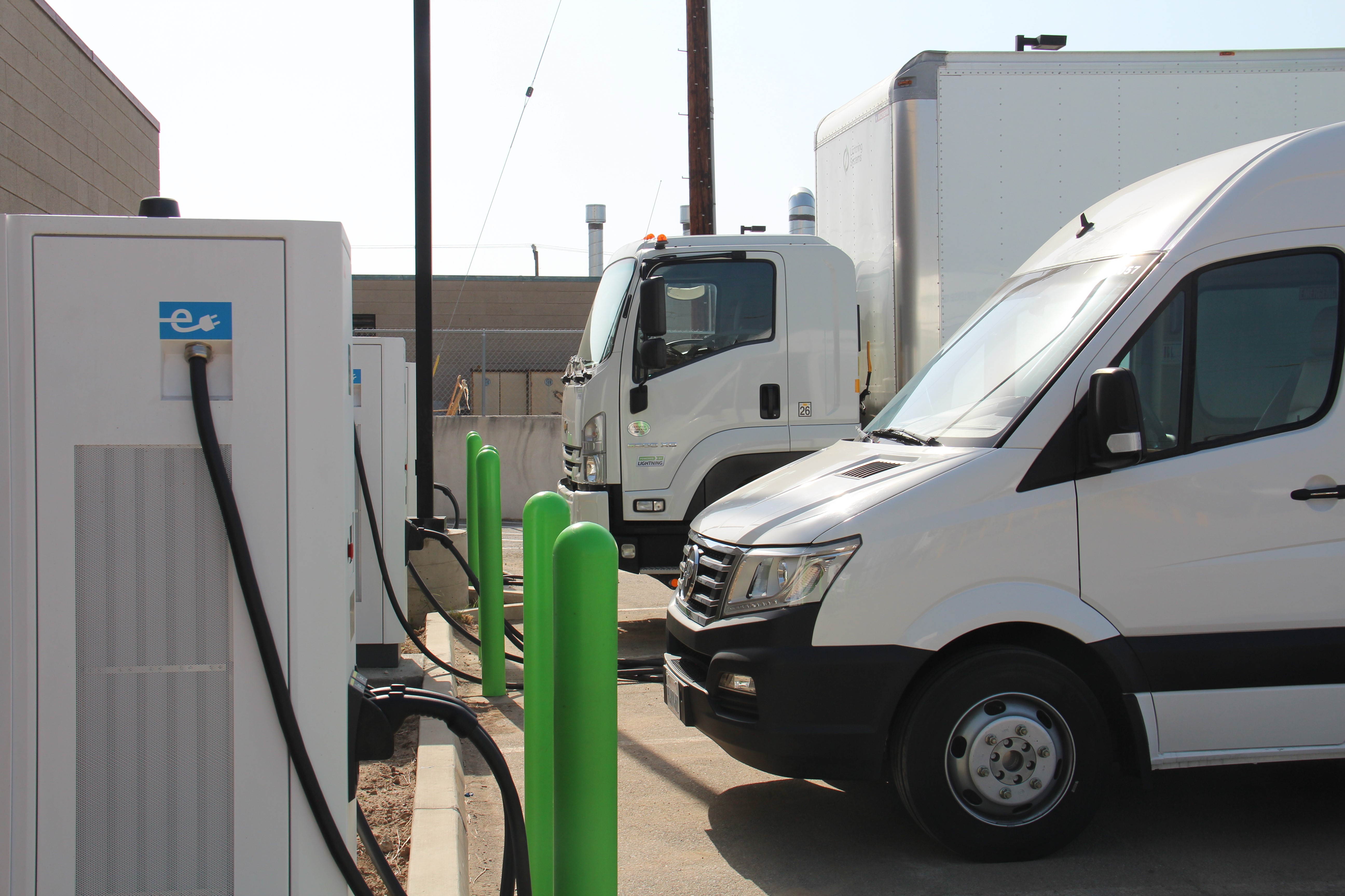 Zeem Solutions LAX Charging Depot