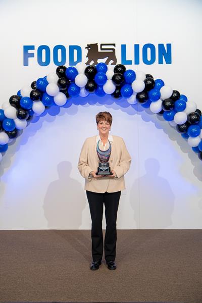 Robin Olshenske, Food Lion’s 2021 Ralph W. Ketner Store Manager of the Year