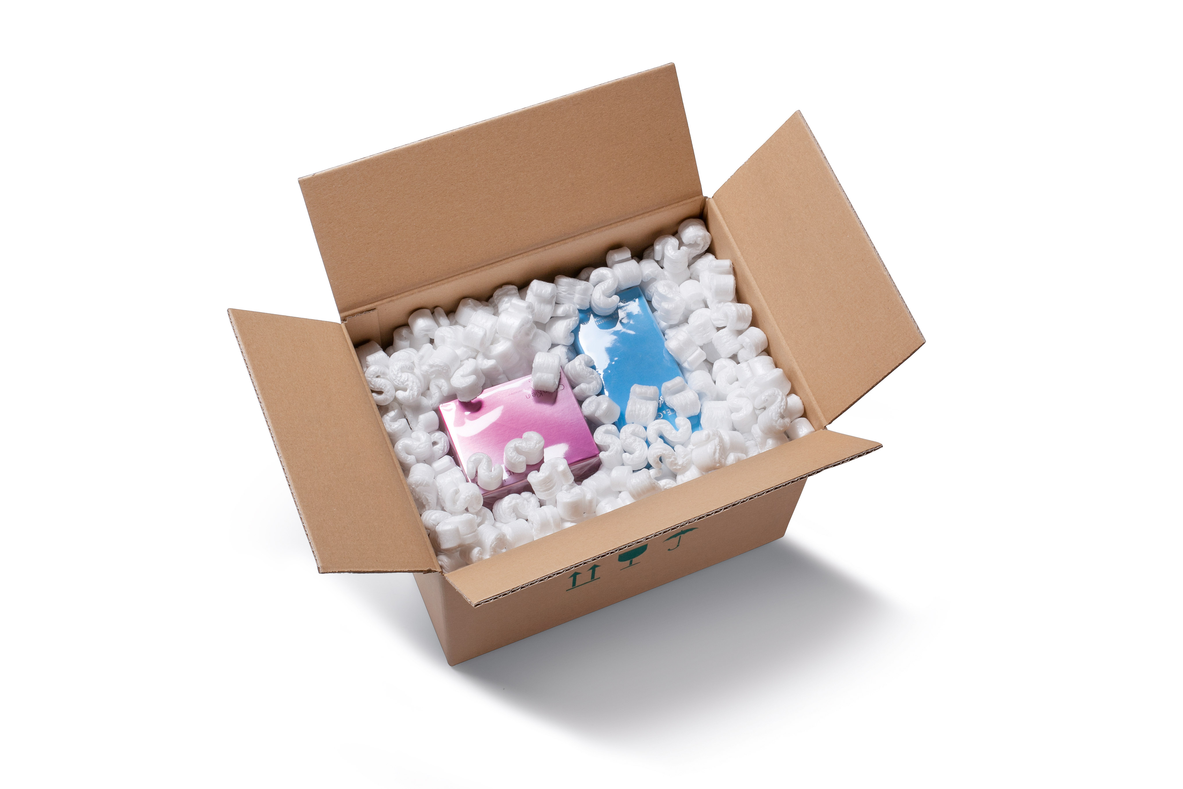 Made from 100% recycled plastic, PELASPAN® PAC packaging chips are a sustainable packaging solution. EPS packaging peanuts are made up of 98% air and 2% polystyrene, making them an especially attractive solution for eco-friendly, lightweight, and safe shipment of goods. Image: Storopack