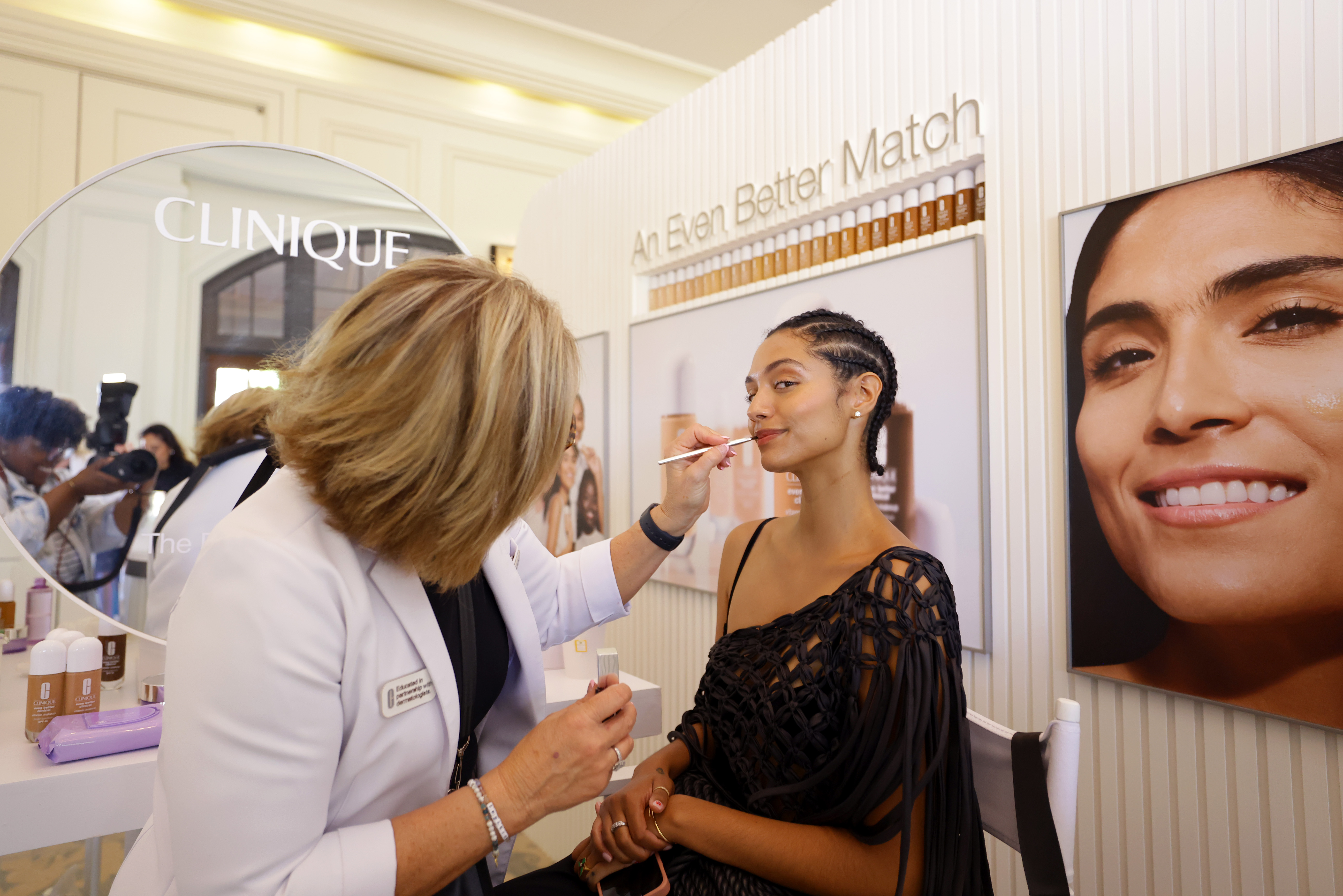 ATLANTA, GEORGIA - MAY 15: A guest visits a Clinique display during Marie Claire Power Play at The St. Regis Atlanta on May 15, 2025 in Atlanta, Georgia. (Photo by Carol Lee Rose/Getty Images for Marie Claire)