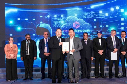 Mr. John Tran, Founder & Chairman of Hyra Holdings & Hyra Network, has been honored to receive the Chairman's Award 2025 at the Global AI Summit.