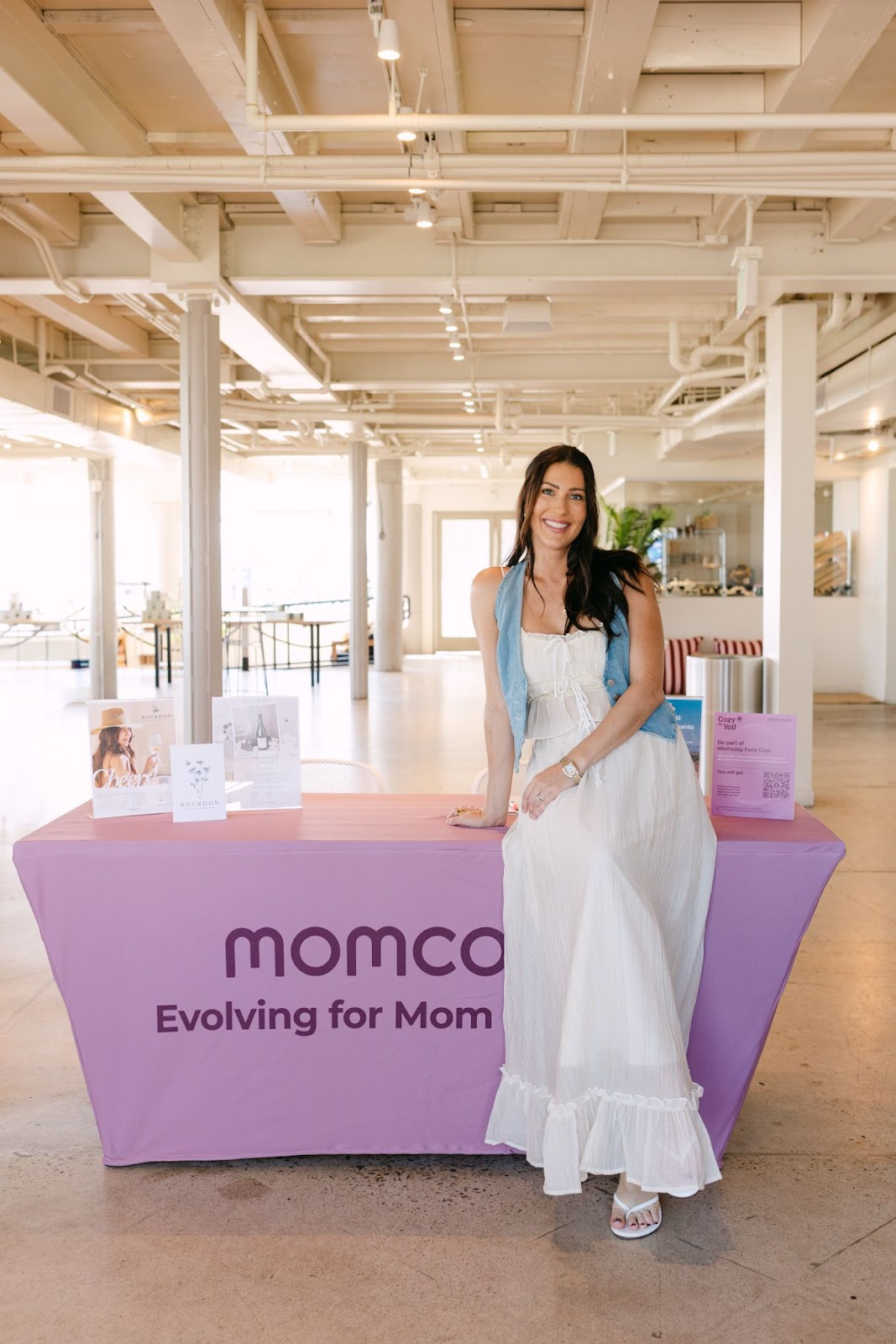 Momcozy