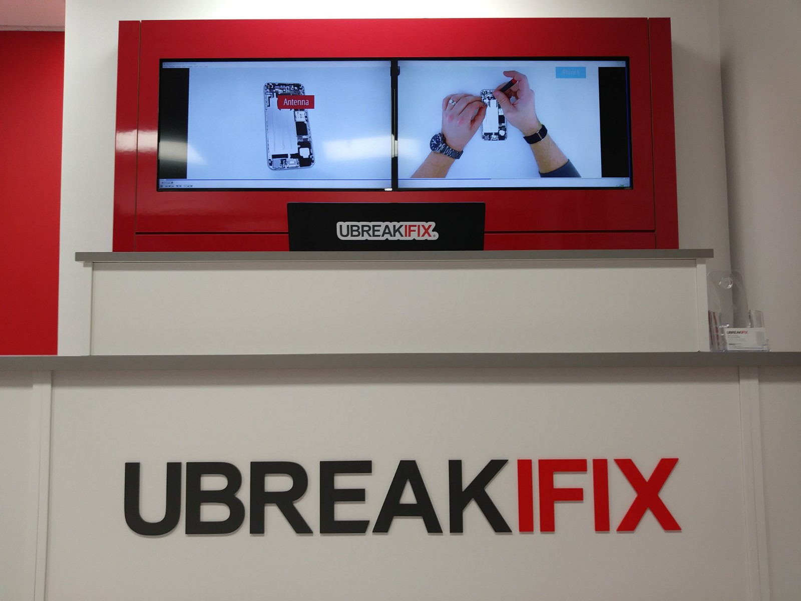 uBreakiFix Mokena