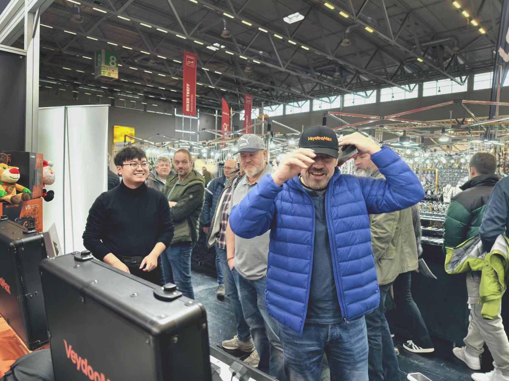 VeydooMax V5 Electrifies INTERMOT: AI Smart Console Garnered Collaboration Interest from Yamaha and Honda, Redefining Motorcycle Safety Standards