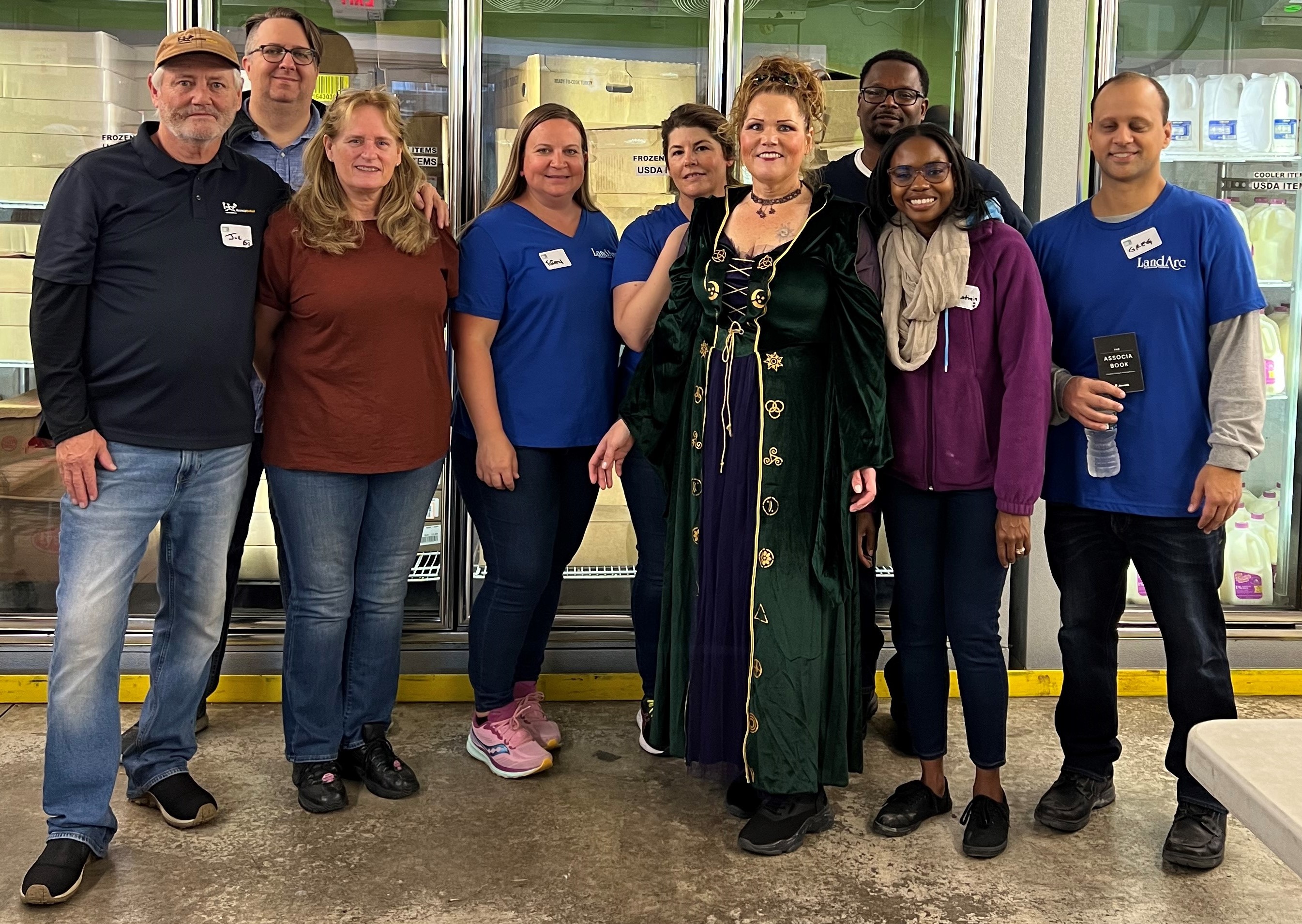 Associa LandArc team members helped feed 59 Detroit area families this past Thanksgiving.