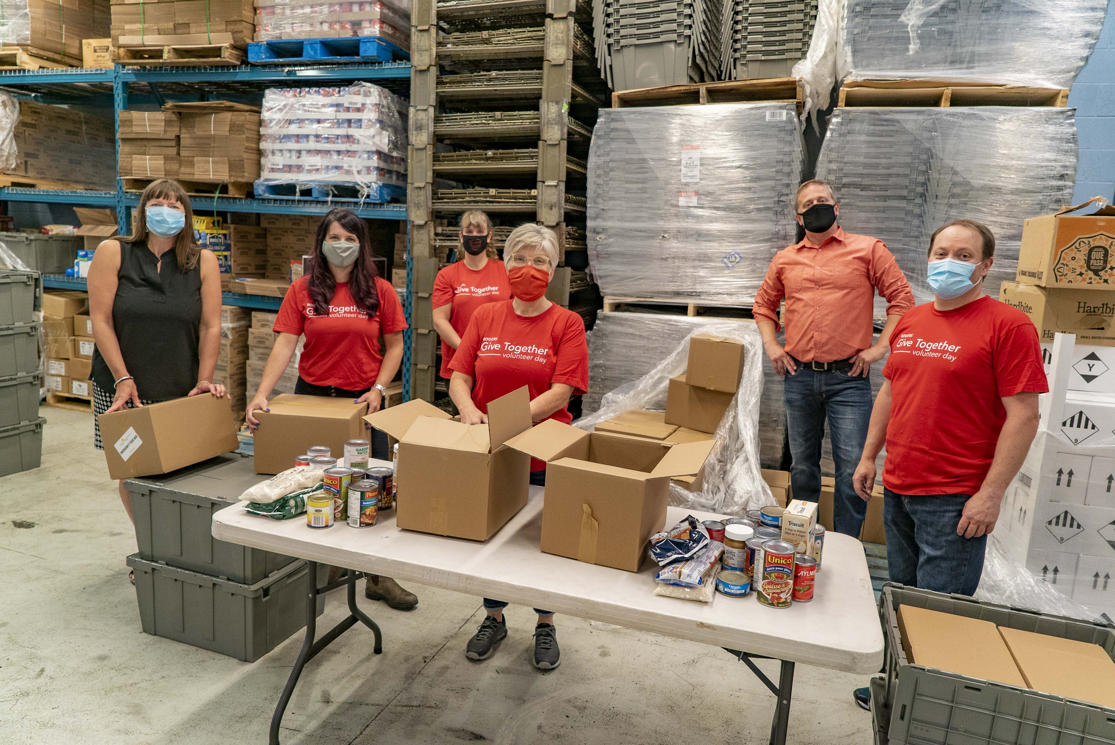 St. John’s Community Food Sharing Association and Rogers Step Up to the Plate to help more than 9,300 Newfoundlanders. 