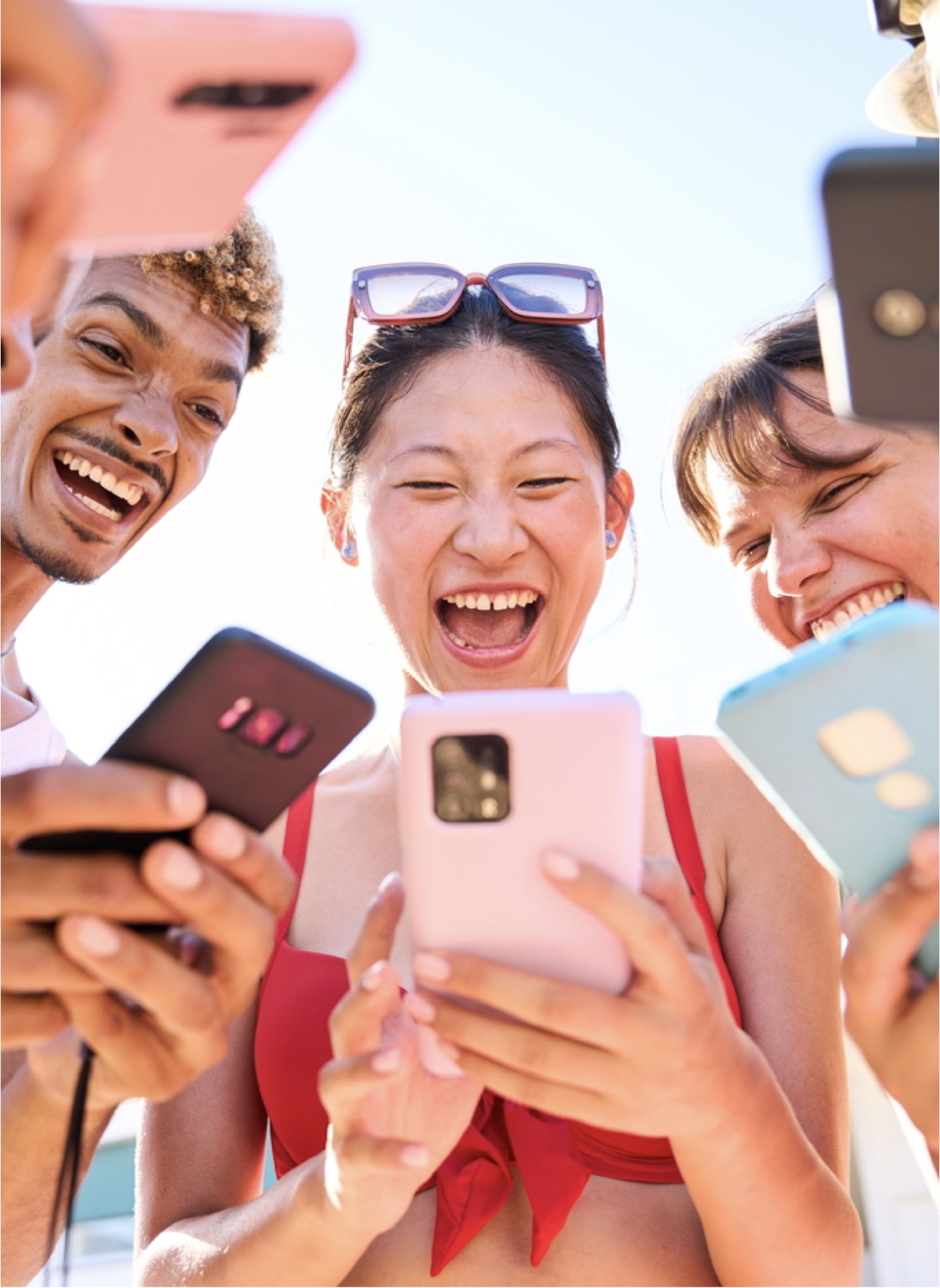 WMS Highlights Predictably-Priced Connectivity at Sea Ahead of Spring Break Travel Season