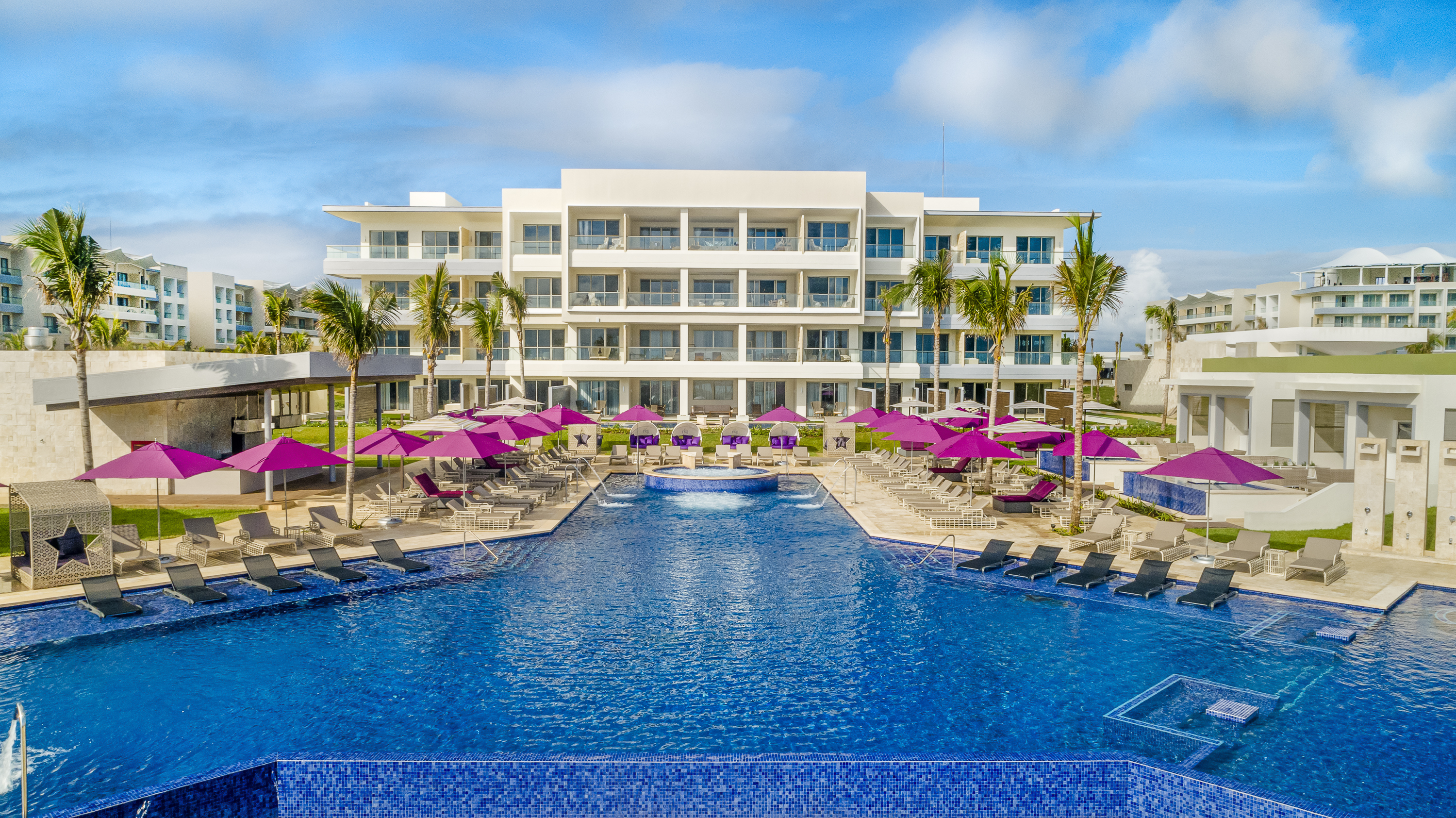 Planet Hollywood Beach Resort Cancun