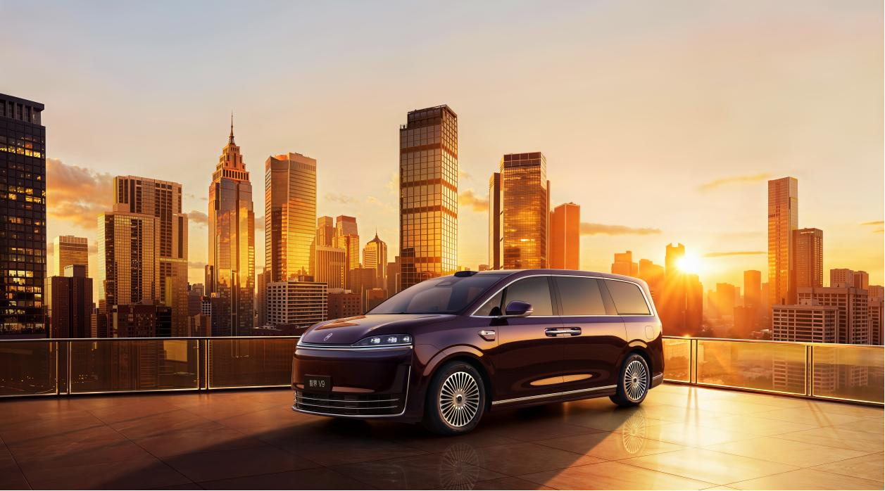 LUXEED V9 – Flagship Intelligent Premium MPV, Launches to Reshape the High-End MPV Market Landscape