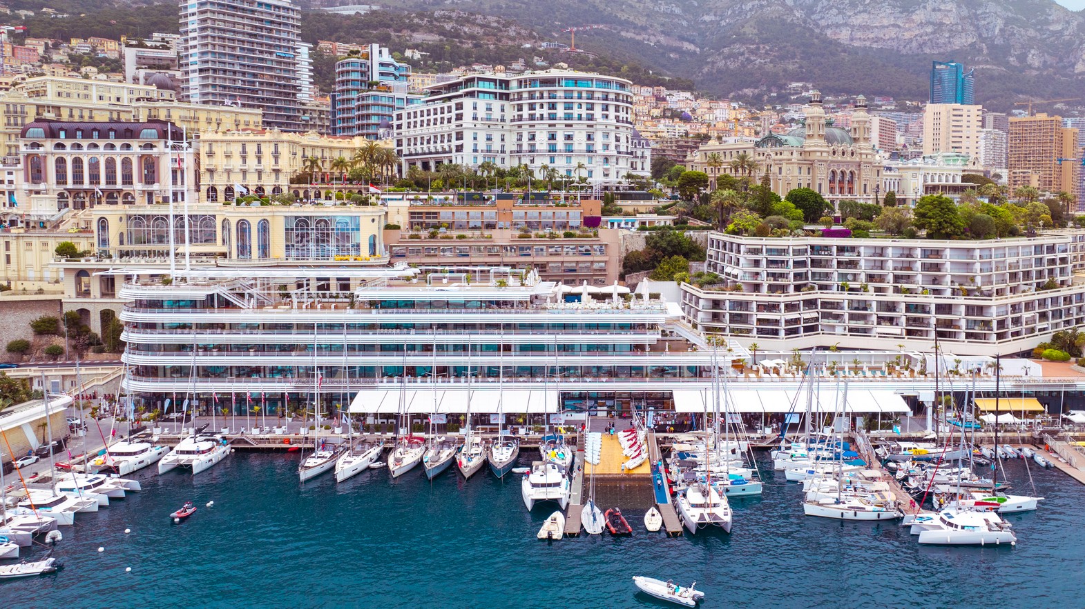 A hundred children in remission from cancer and leukaemia aboard 50 boats are sailing along the French Riviera for a week.