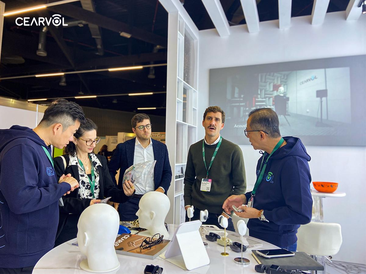 Cearvol introduces its products to visitors of the EUHA 2025 booth