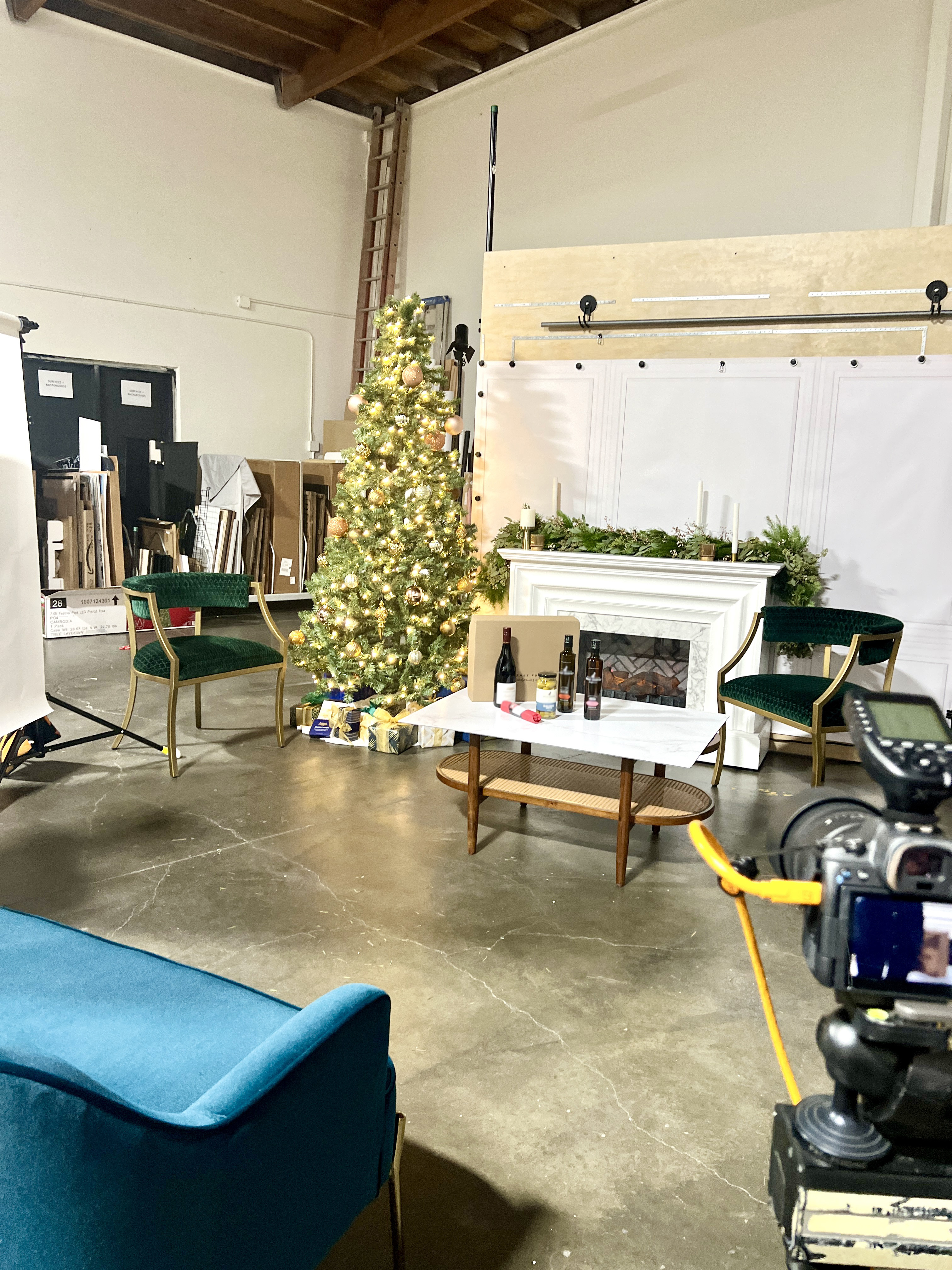 MoodBoardStudios-holidayBTS copy