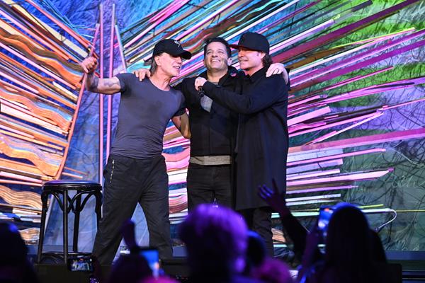 John Rzeznik, Marc Roberge and Pat Monahan perform at Musicians On Call's Hope for the Holidays concert for caregivers