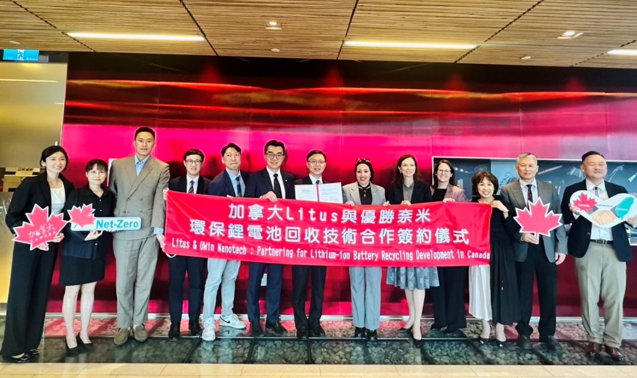 Litus and UWin Nanotech Signing Ceremony