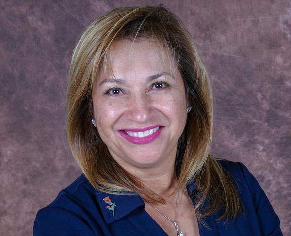 Dr. Betty Uribe joins the MIND Research Institute Board of Directors.