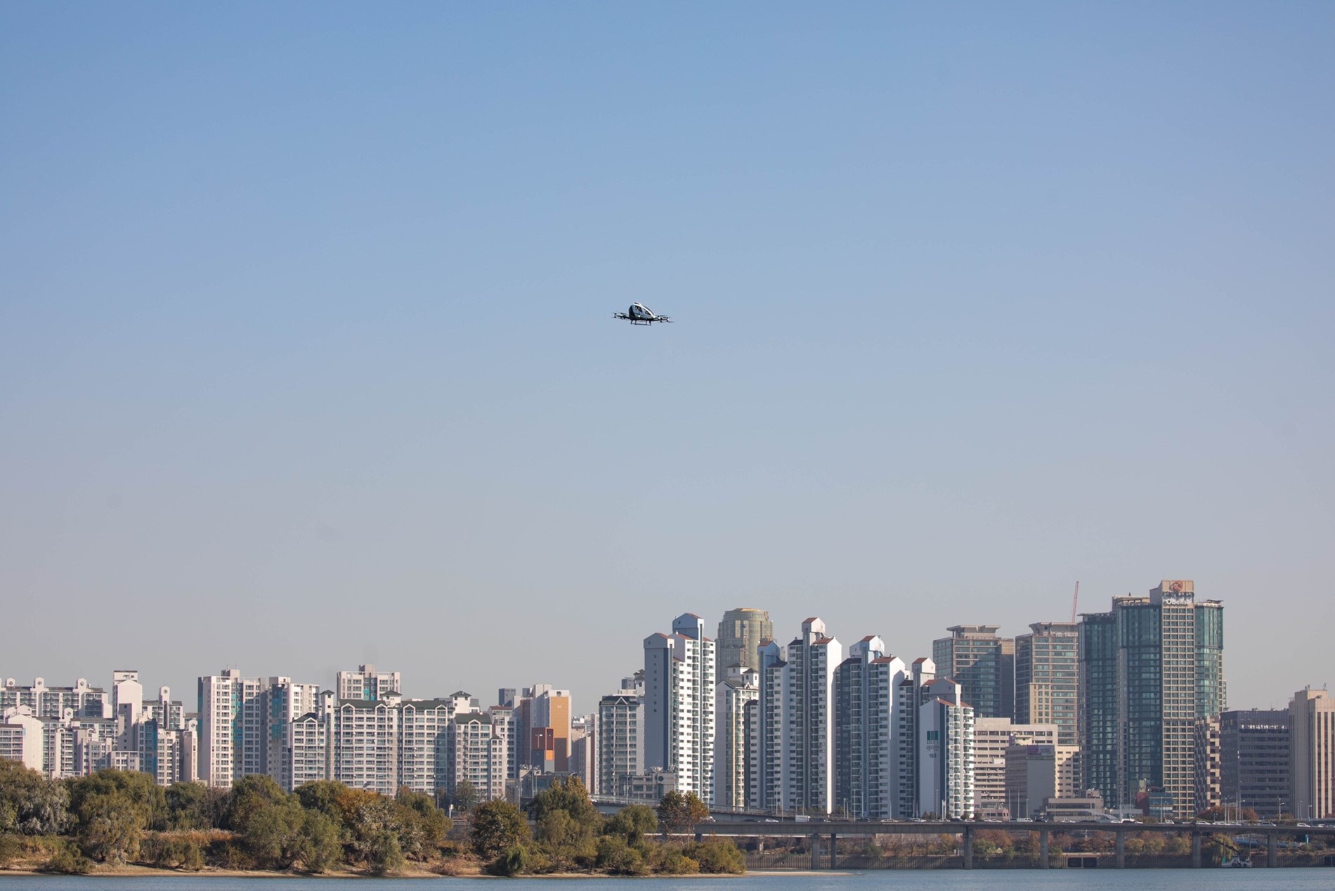 EHang 216 AAV Made Its Debut in Seoul After Obtaining a Special Certificate of Airworthiness from Korea