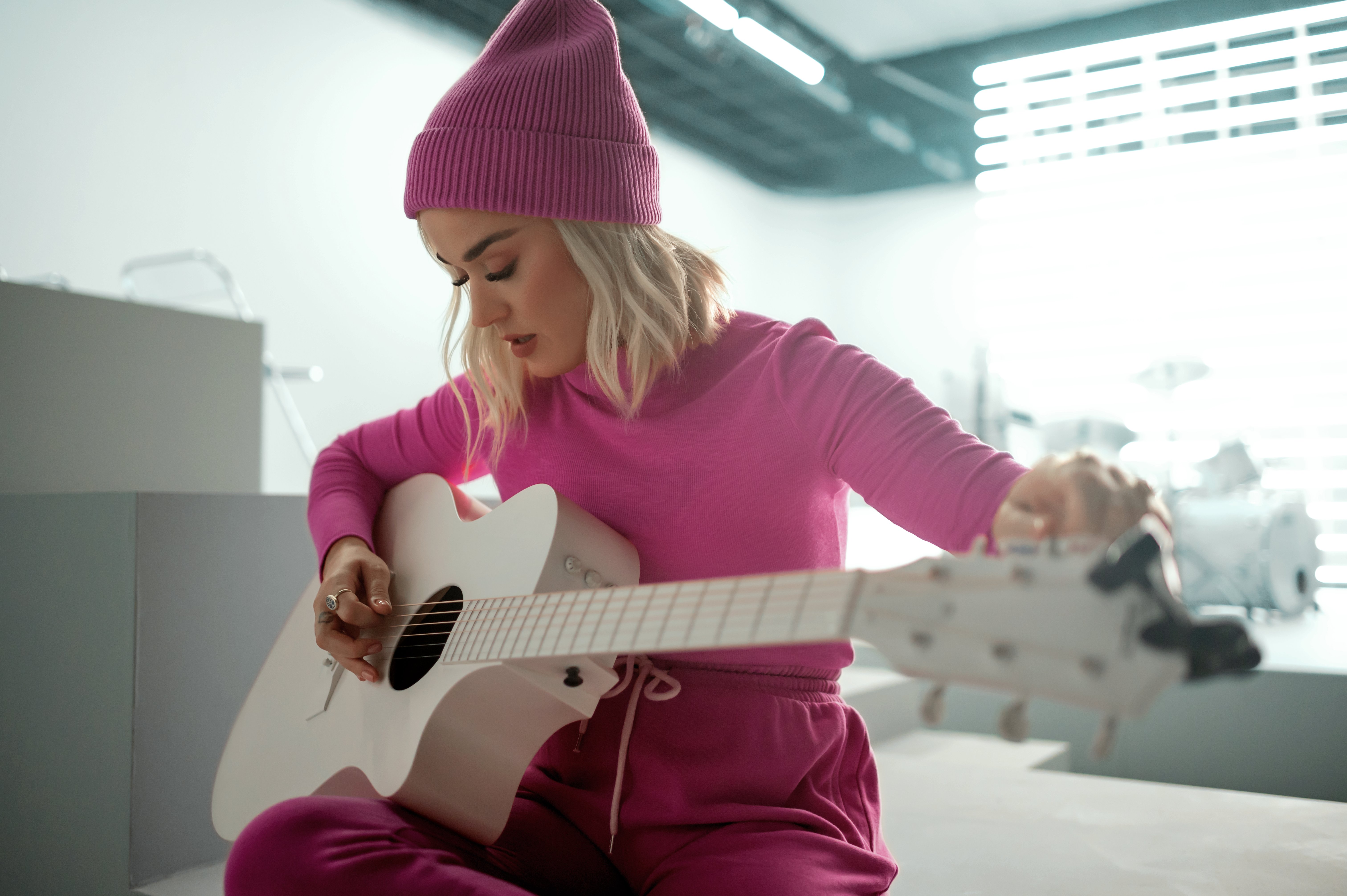 Global Pop Superstar Katy Perry Headlines Gap’s Holiday 2021 Campaign, ALL TOGETHER NOW