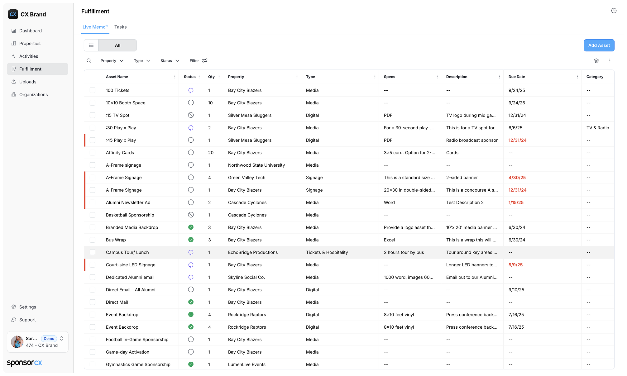 Live Memo dashboard showing task assignments, progress status, and messaging panel.