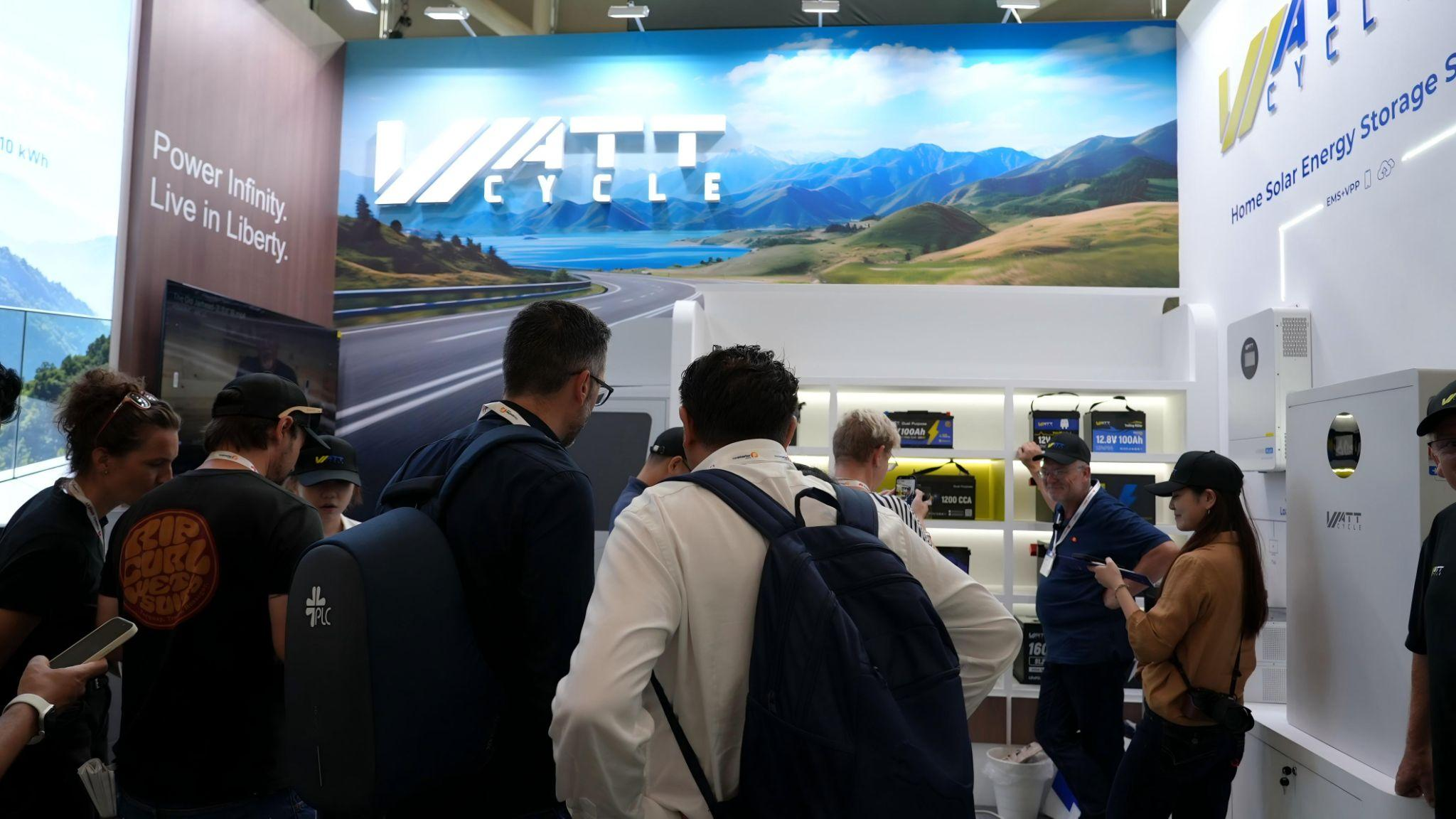 WattCycle Intersolar Europe Exhibition visitors