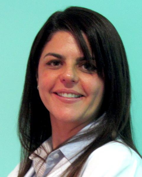 Kelly C. Stéfani, MD, PhD, from São Paulo, Brazil, received the 2019 Women’s International Leadership Award from the Orthopaedic Foot & Ankle Foundation.