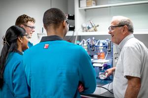Dr. Thomas Guarr collaborates with his research team
