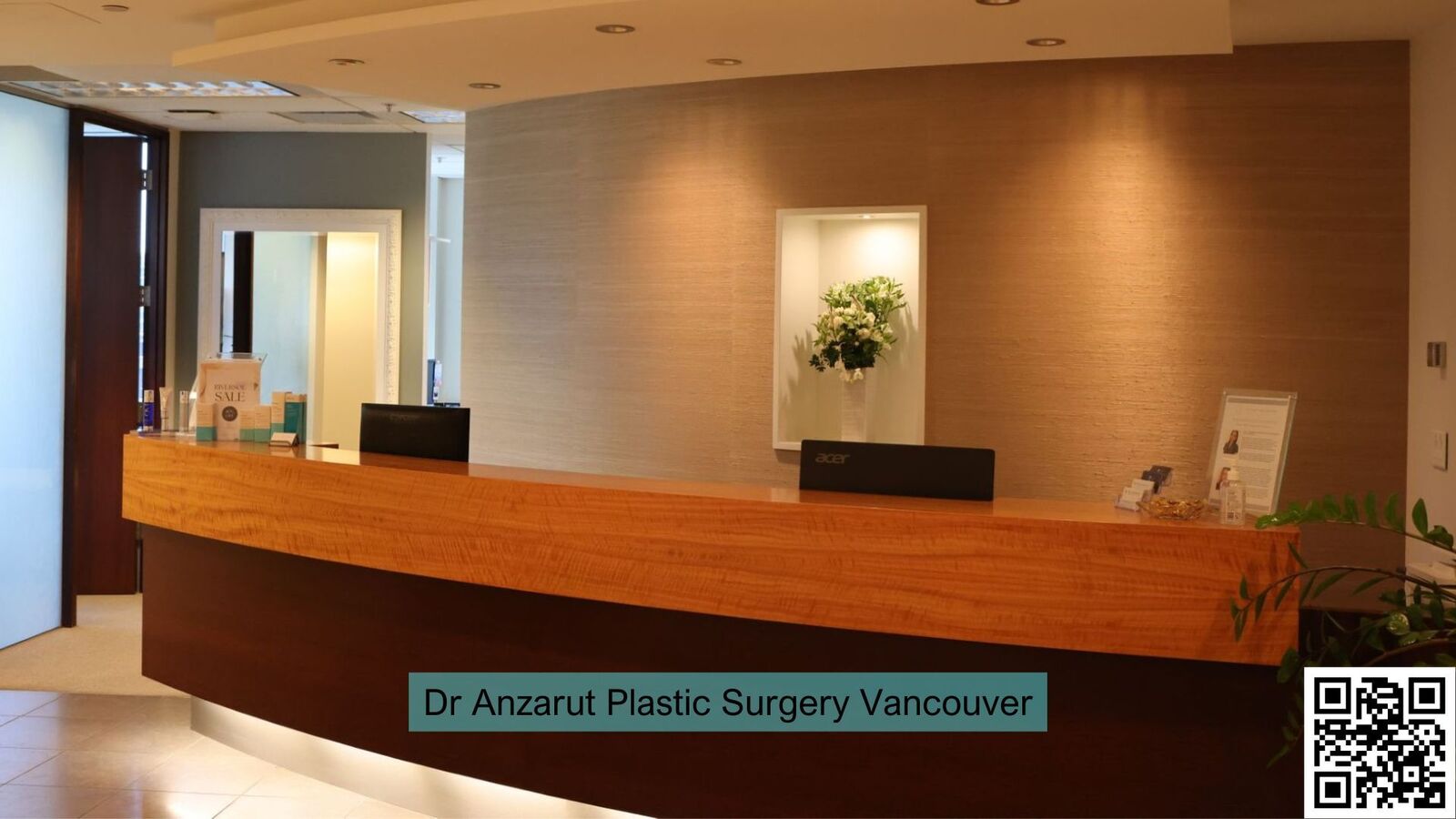 Dr Anzarut Plastic Surgery in Vancouver, BC is pleased to announce the availability of no-visible-scar facelift surgery at its Vancouver clinic.